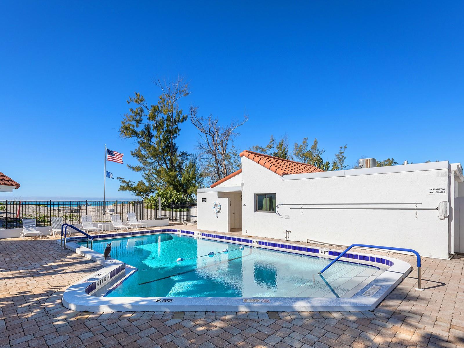 JETTY VILLAS - Residential