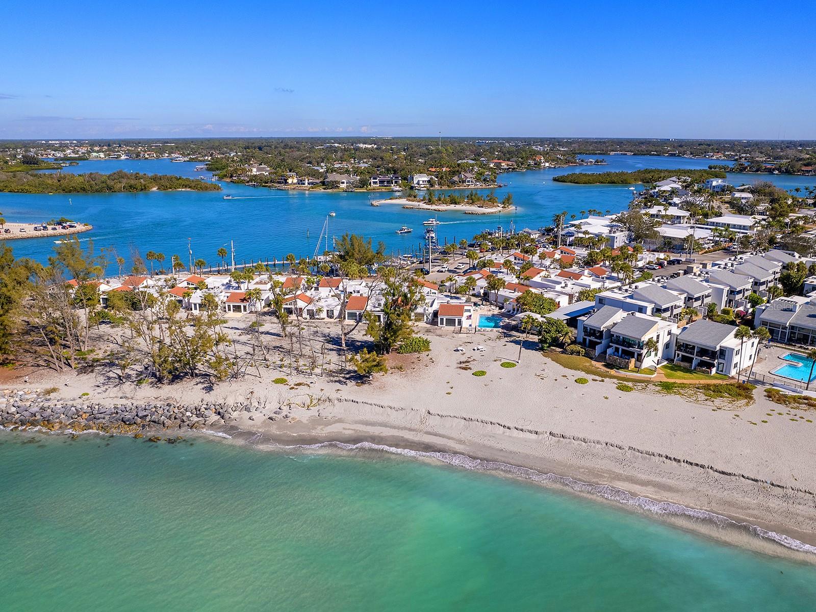 JETTY VILLAS - Residential