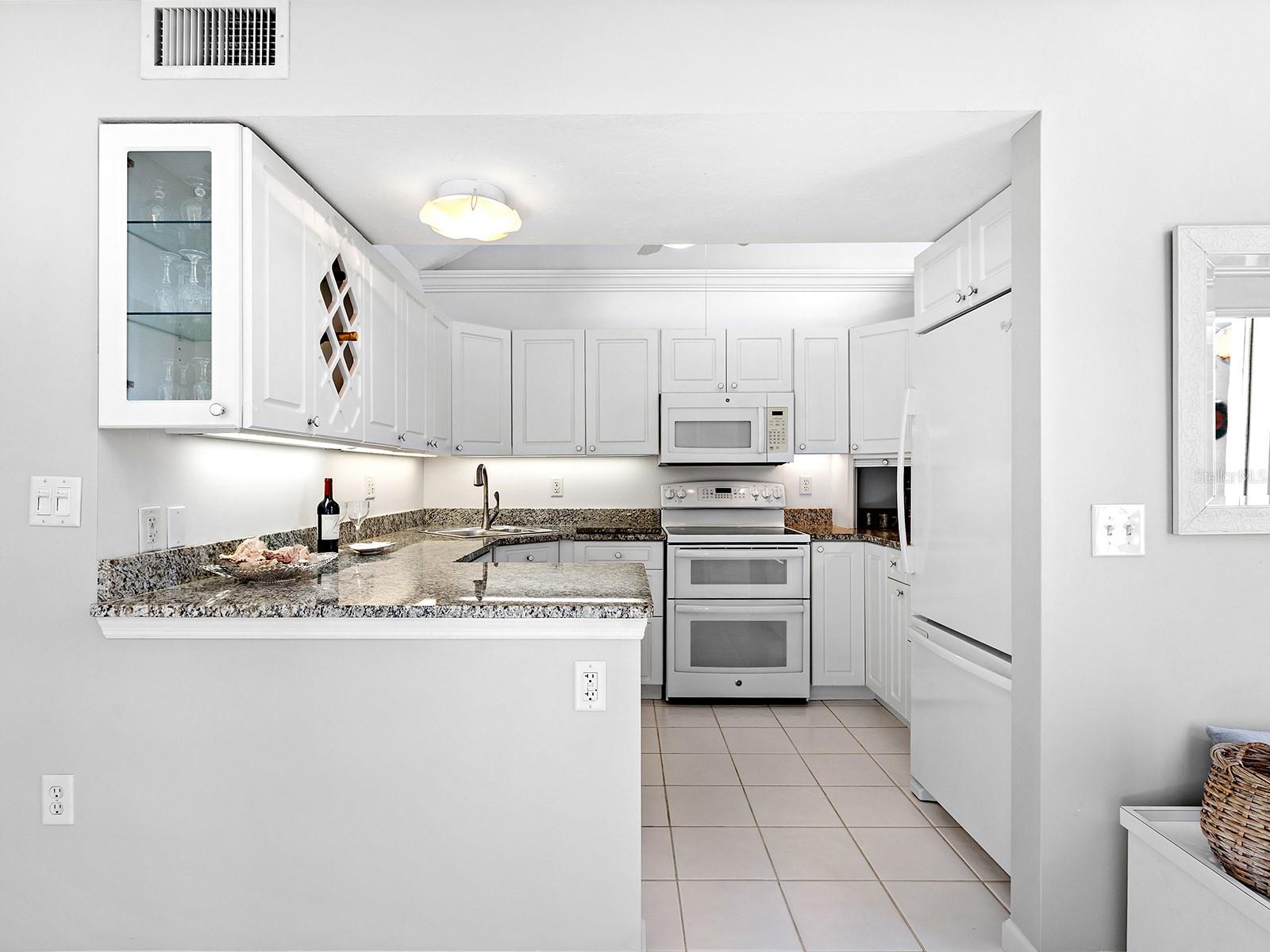 JETTY VILLAS - Residential