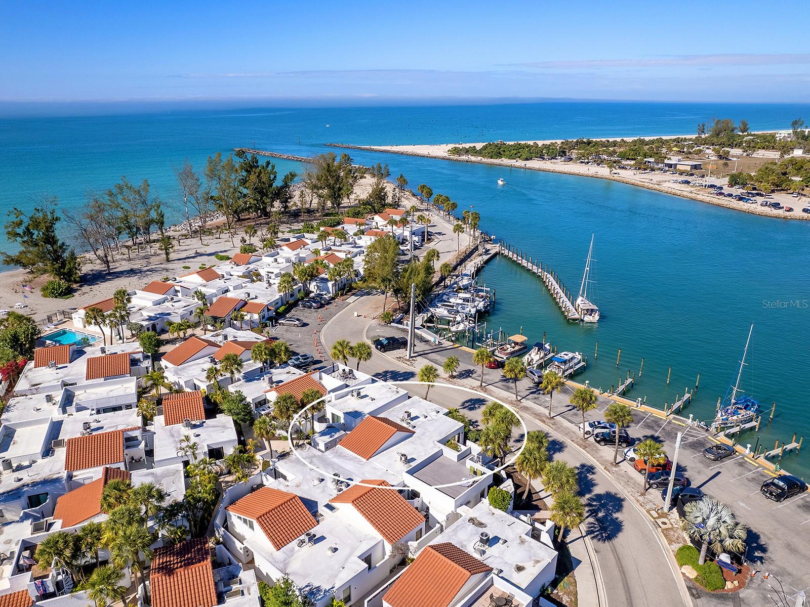 JETTY VILLAS - Residential