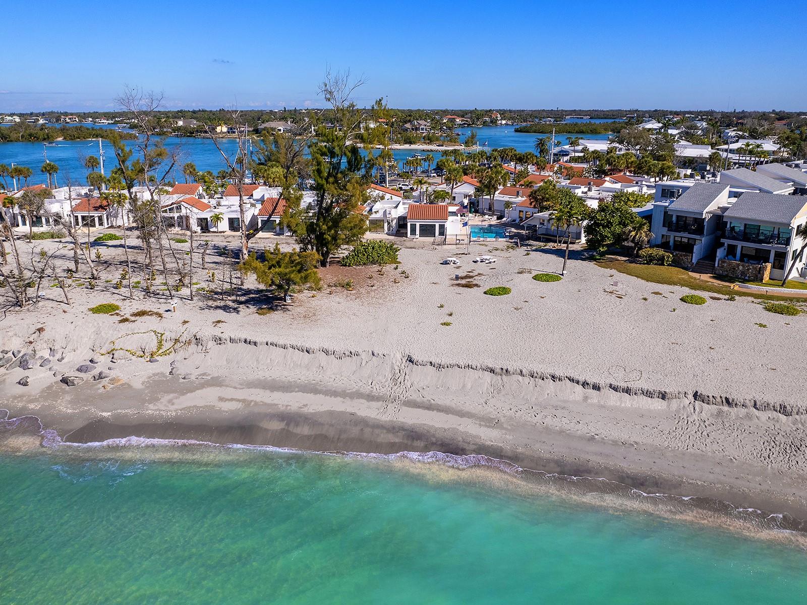 JETTY VILLAS - Residential