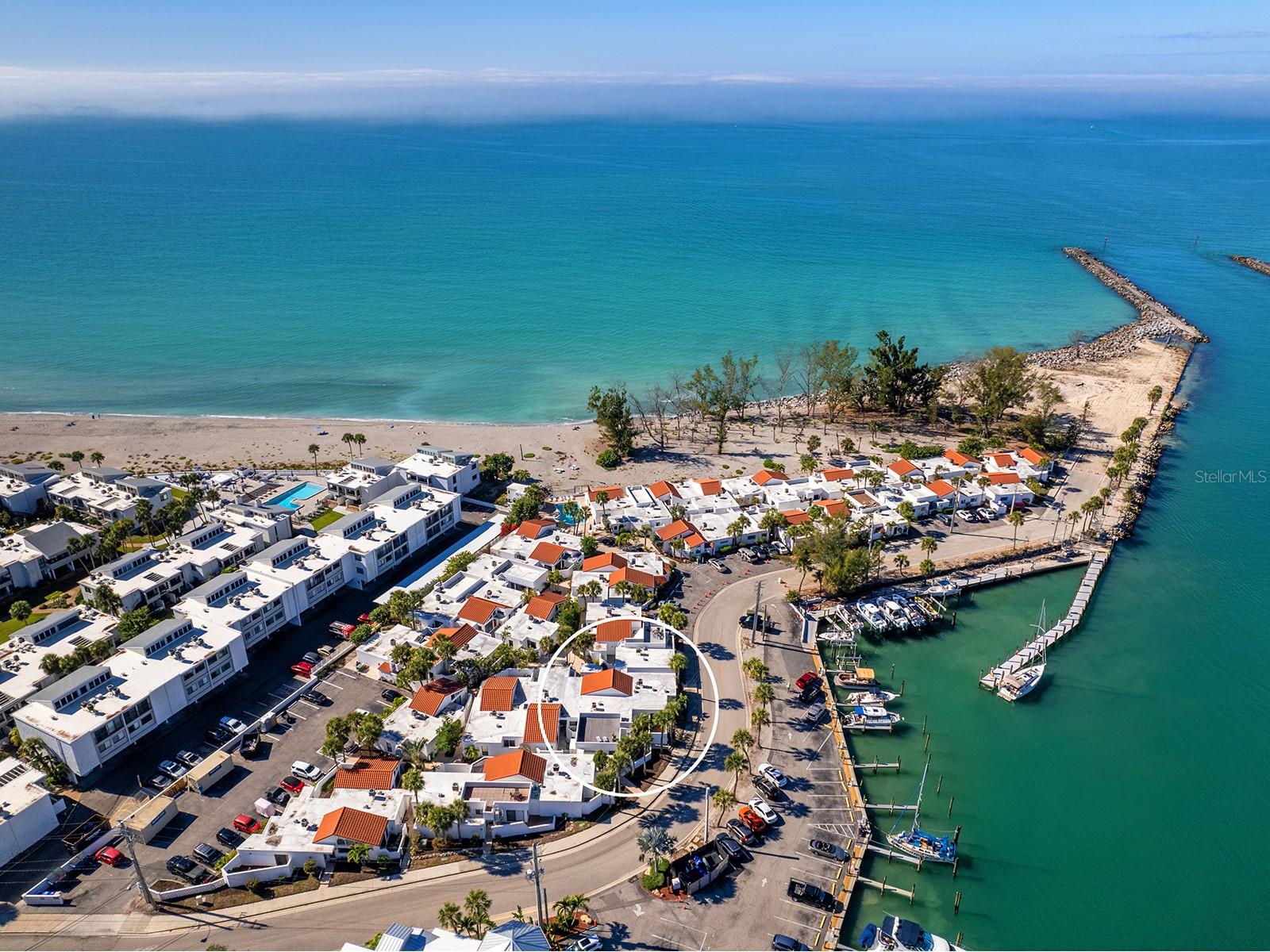 JETTY VILLAS - Residential