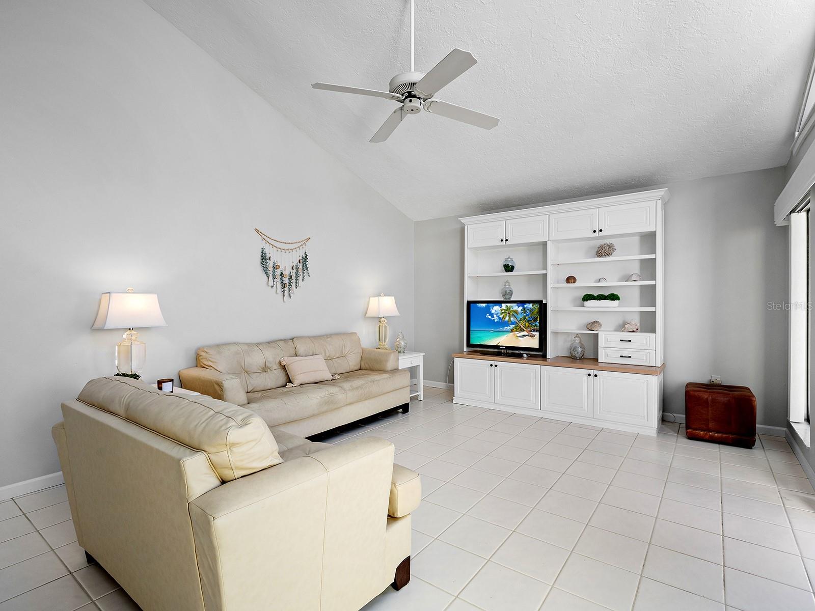 JETTY VILLAS - Residential