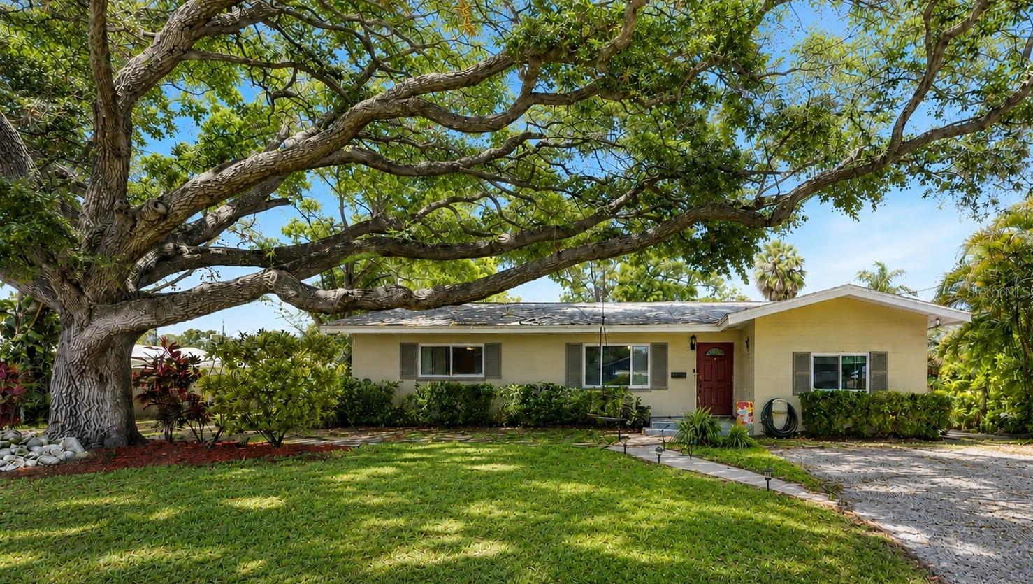 PINELLAS PARK - Residential
