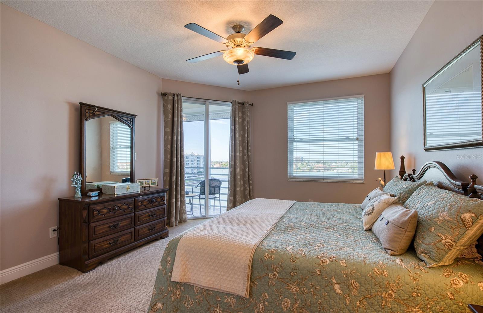 HARBOURSIDE CONDO - Residential