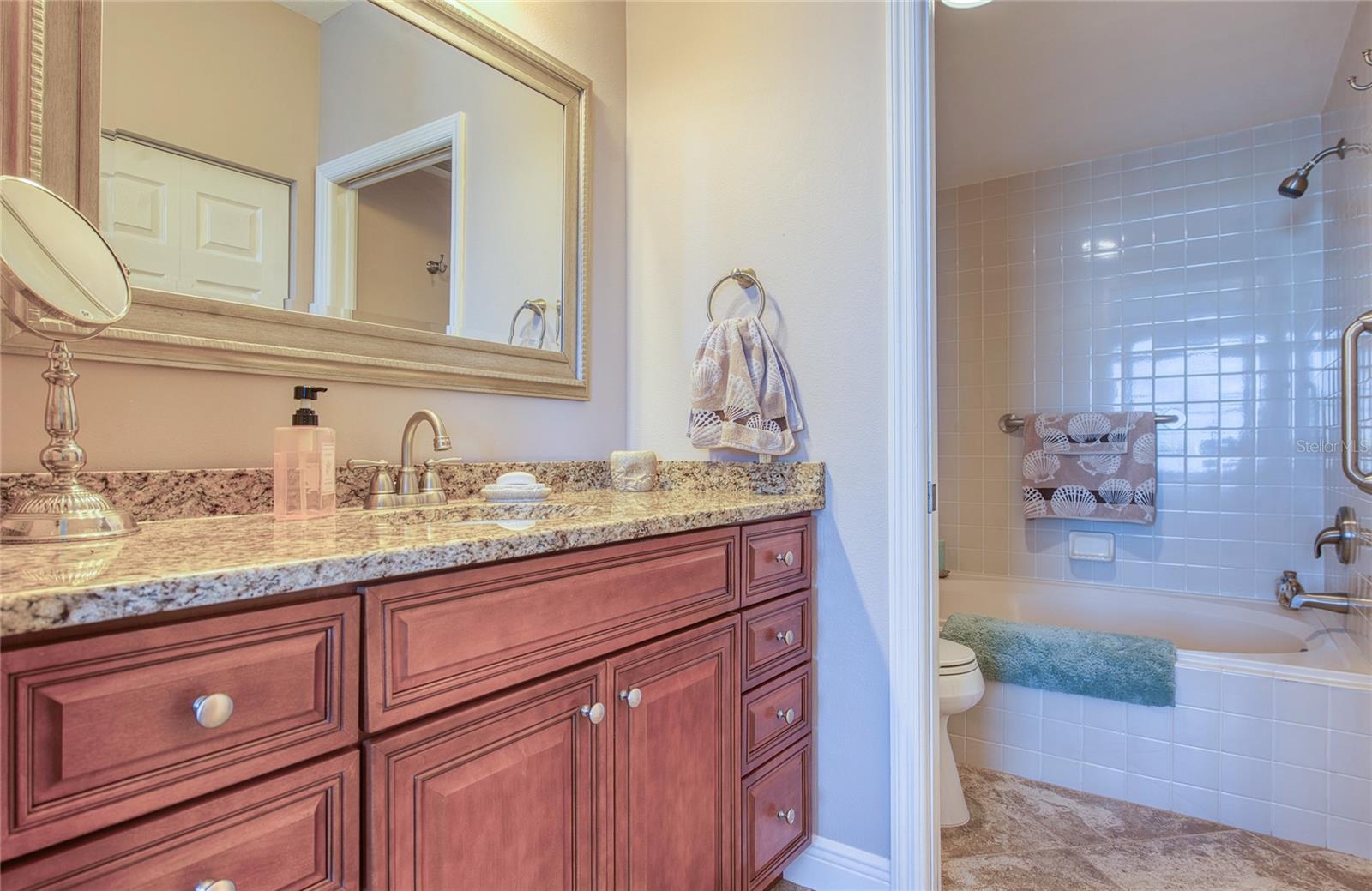 HARBOURSIDE CONDO - Residential