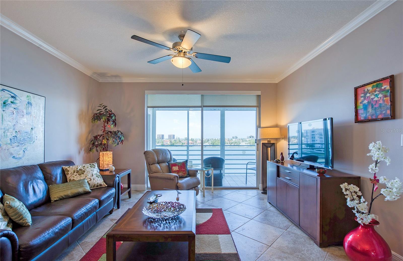 HARBOURSIDE CONDO - Residential