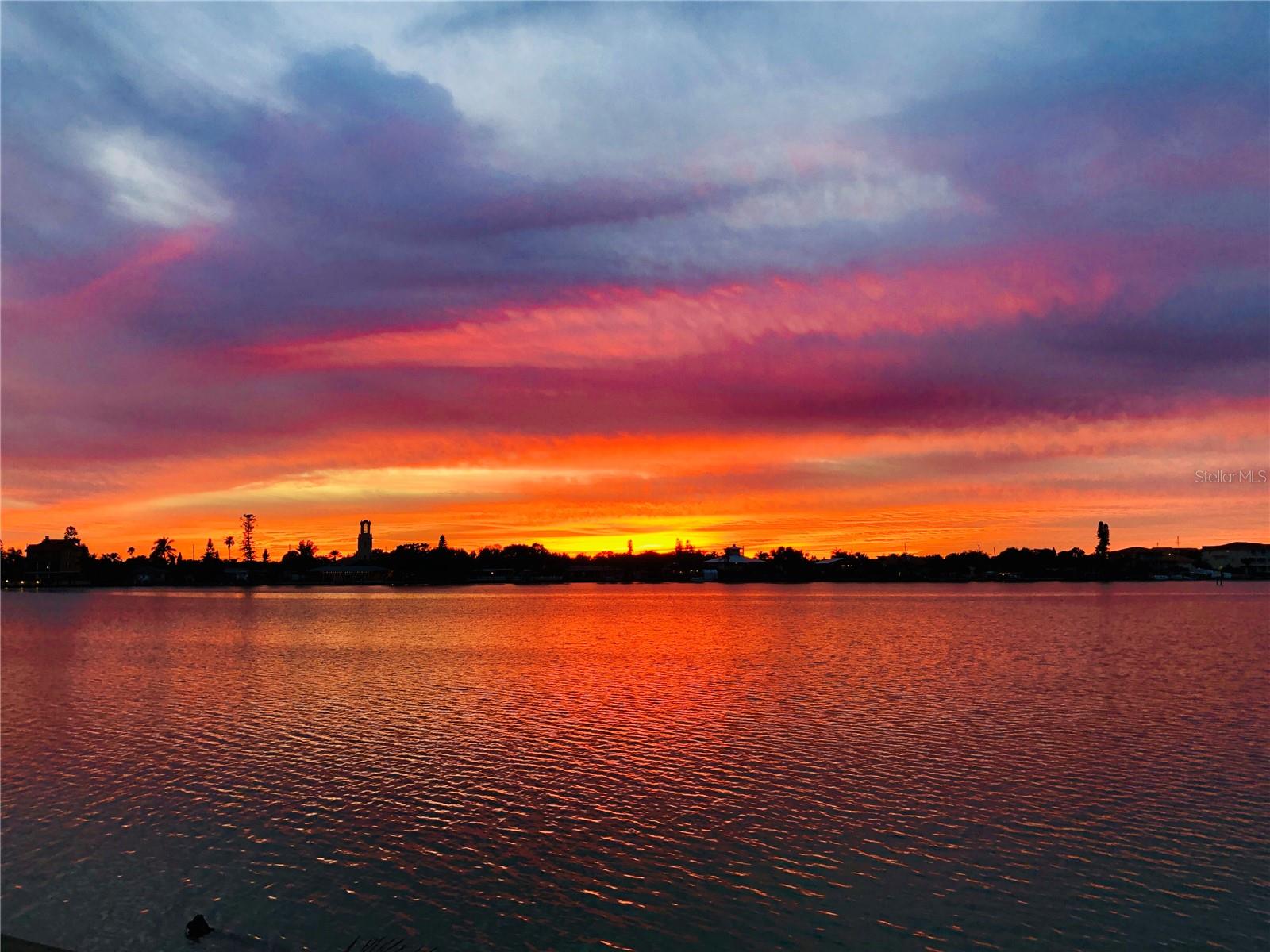 HARBOURSIDE CONDO - Residential