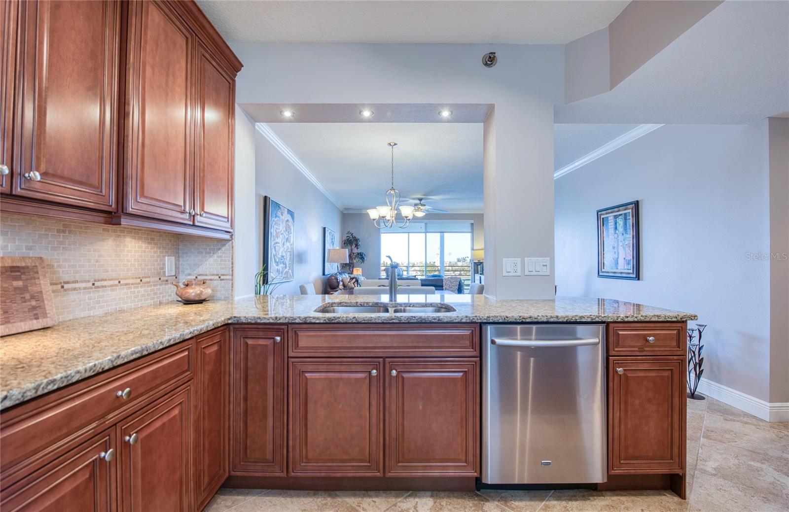 HARBOURSIDE CONDO - Residential