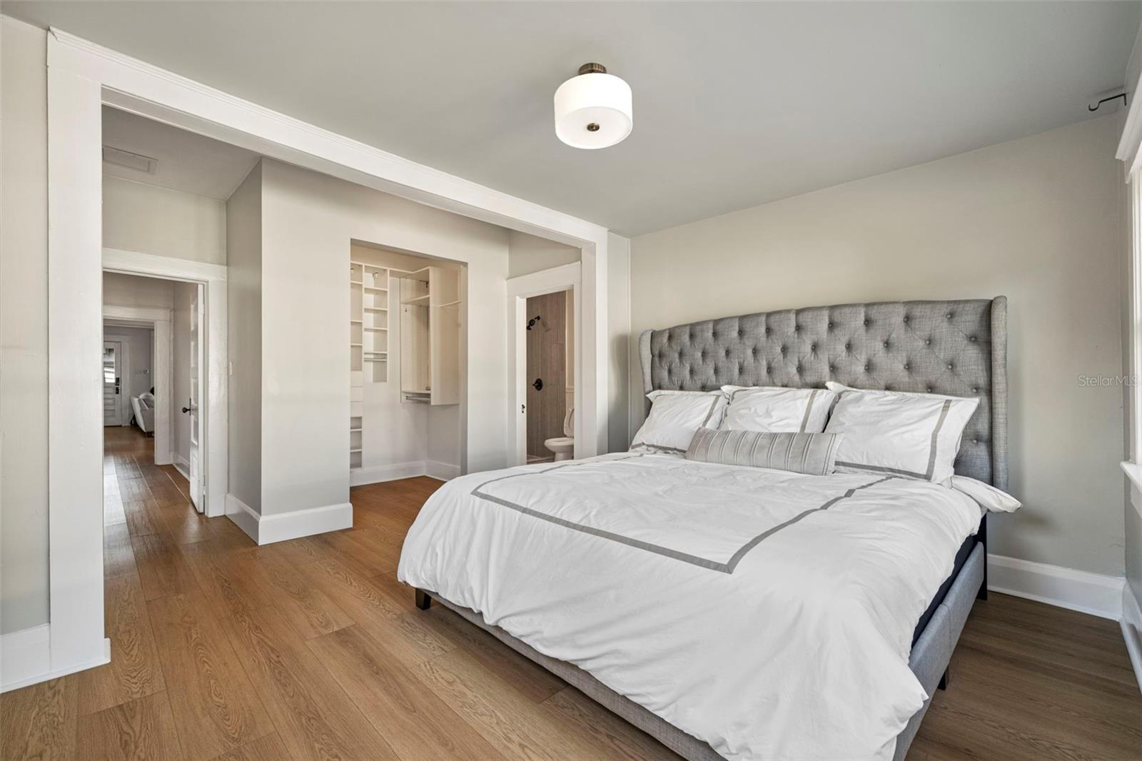 SUWANEE HEIGHTS - Residential