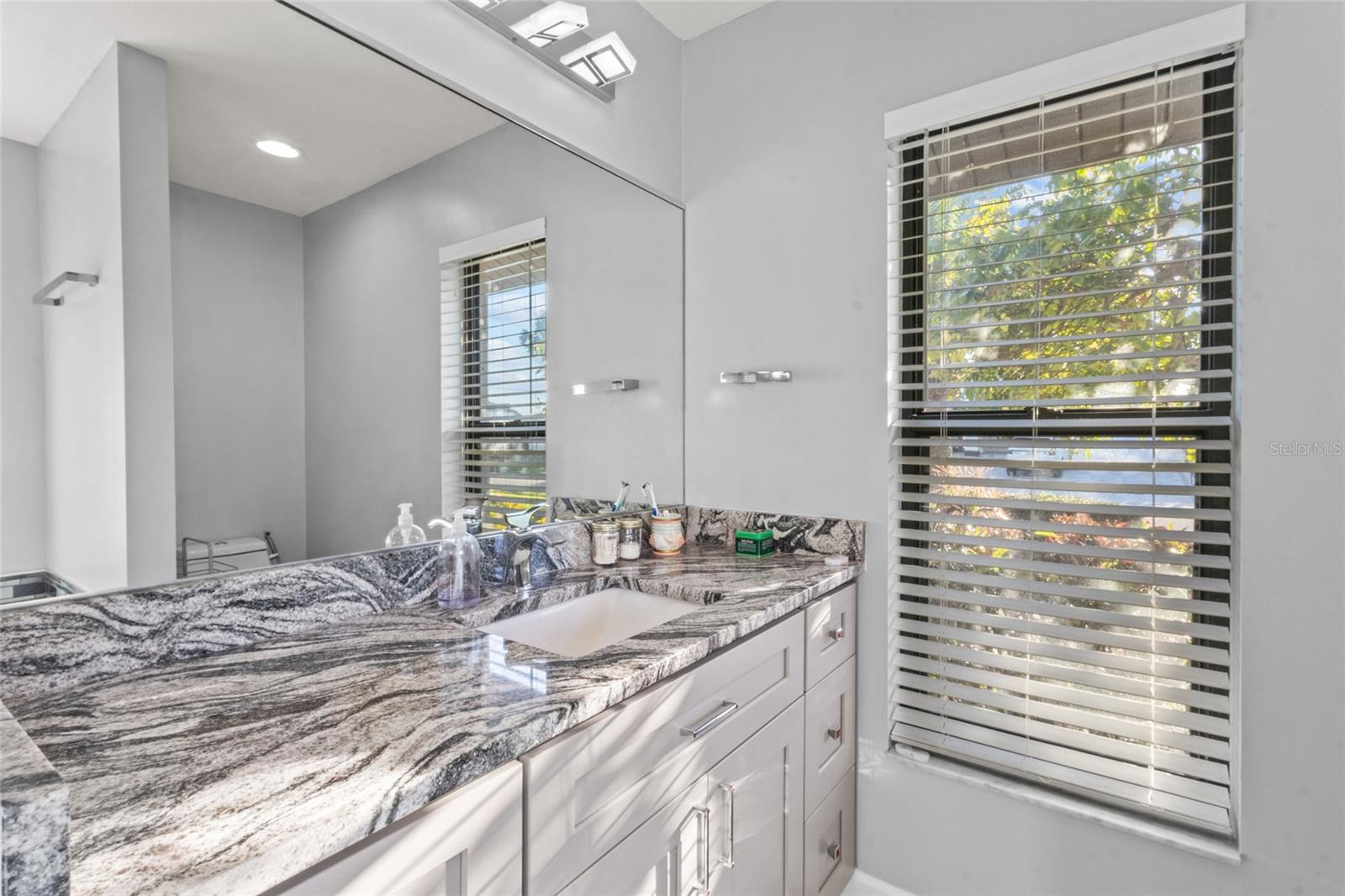 PERIDIA UNIT THREE - Residential