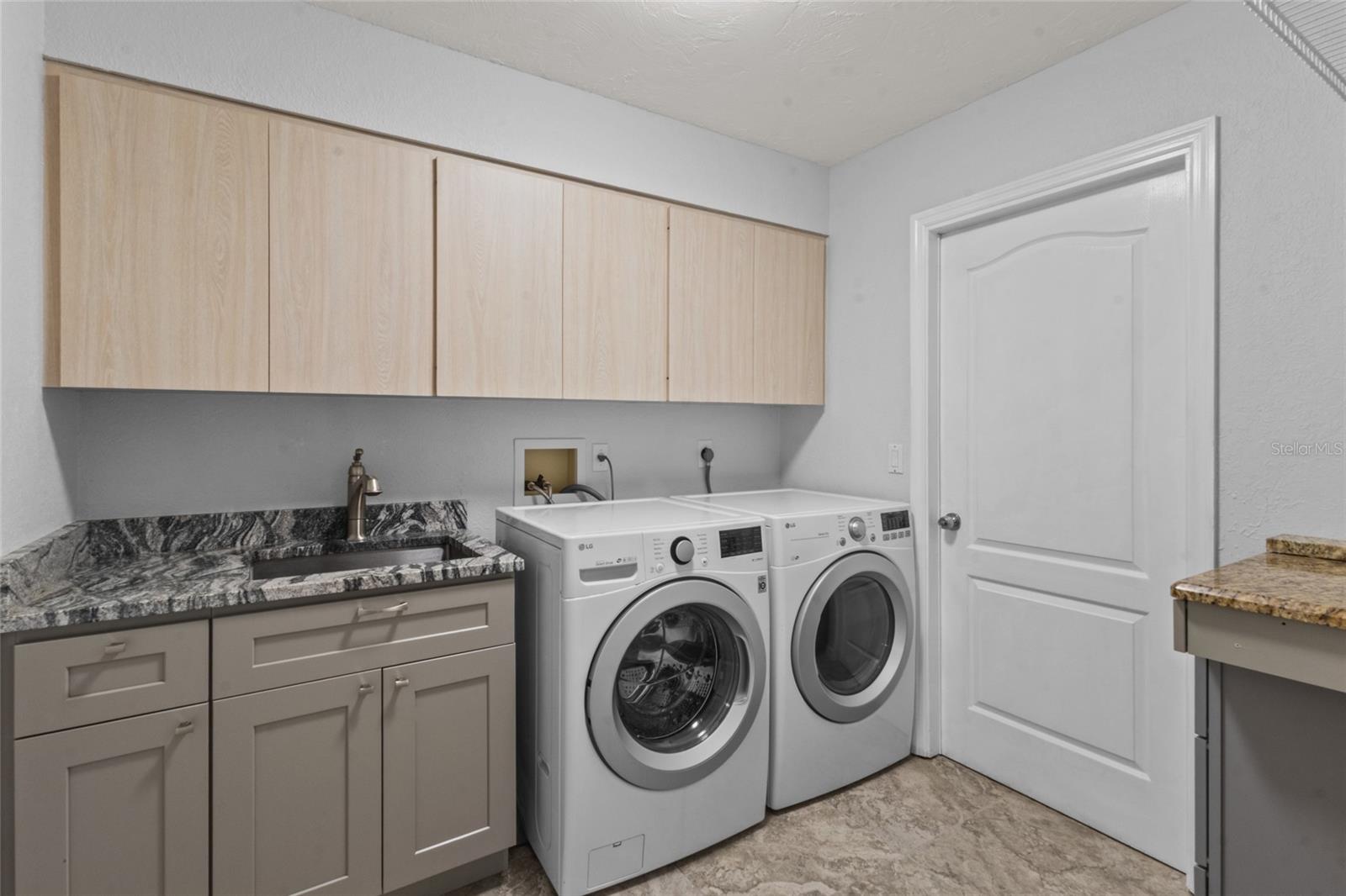 PERIDIA UNIT THREE - Residential