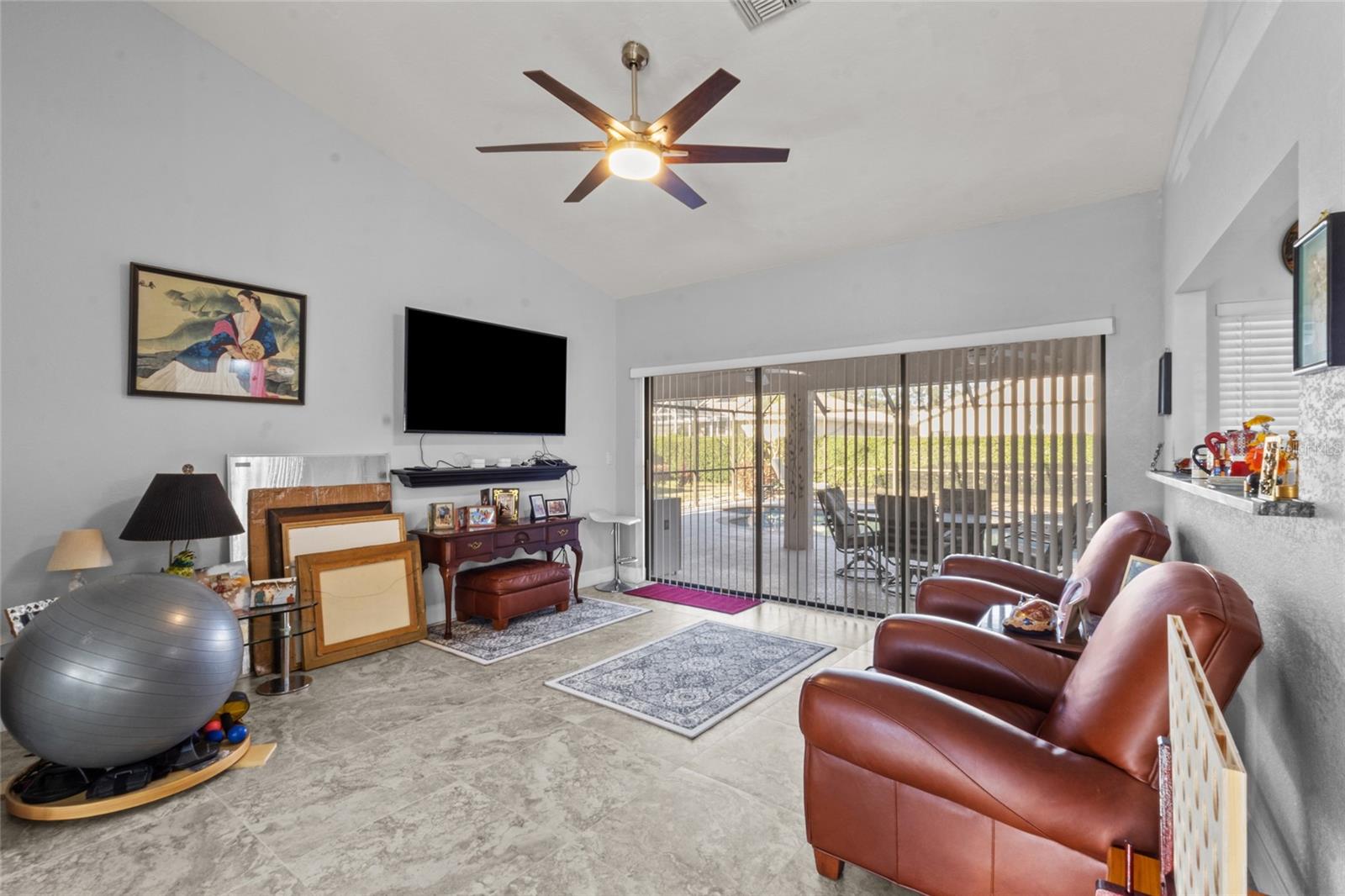 PERIDIA UNIT THREE - Residential