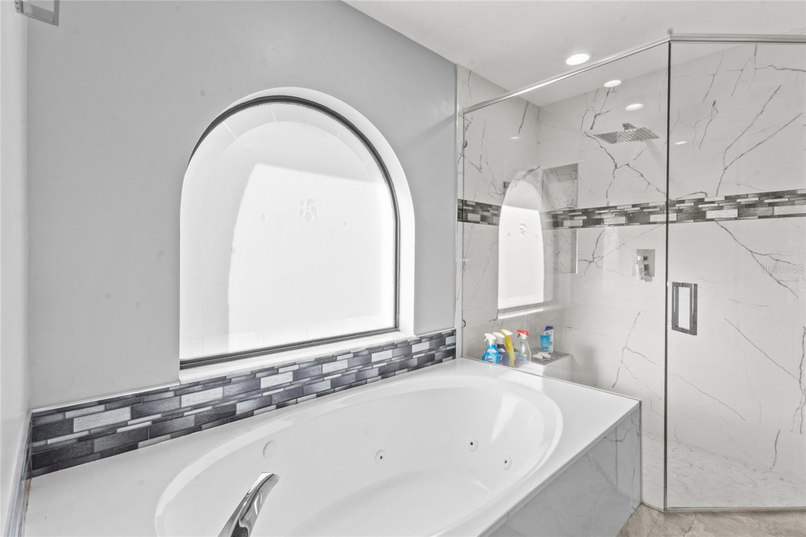 PERIDIA UNIT THREE - Residential