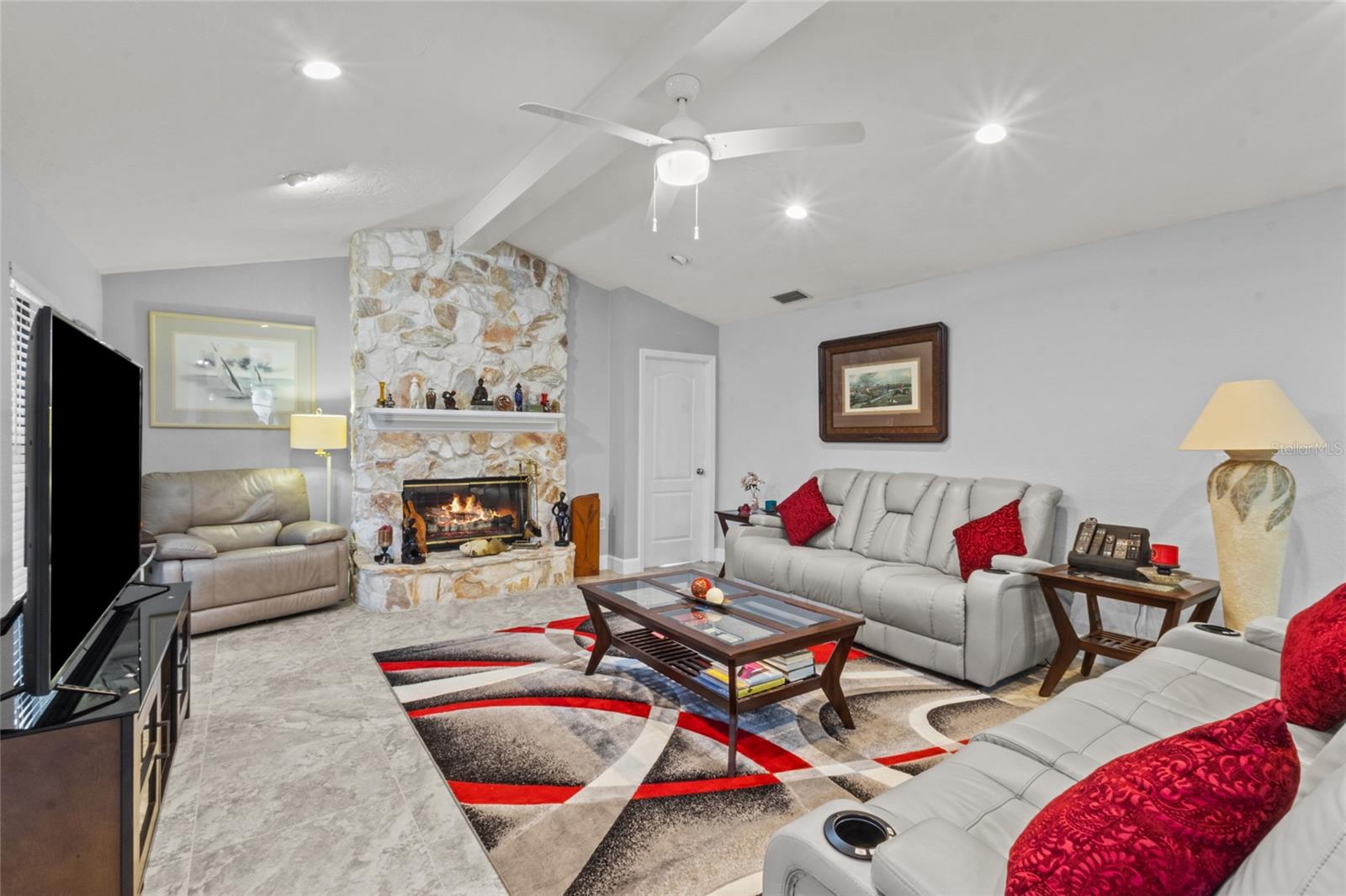 PERIDIA UNIT THREE - Residential