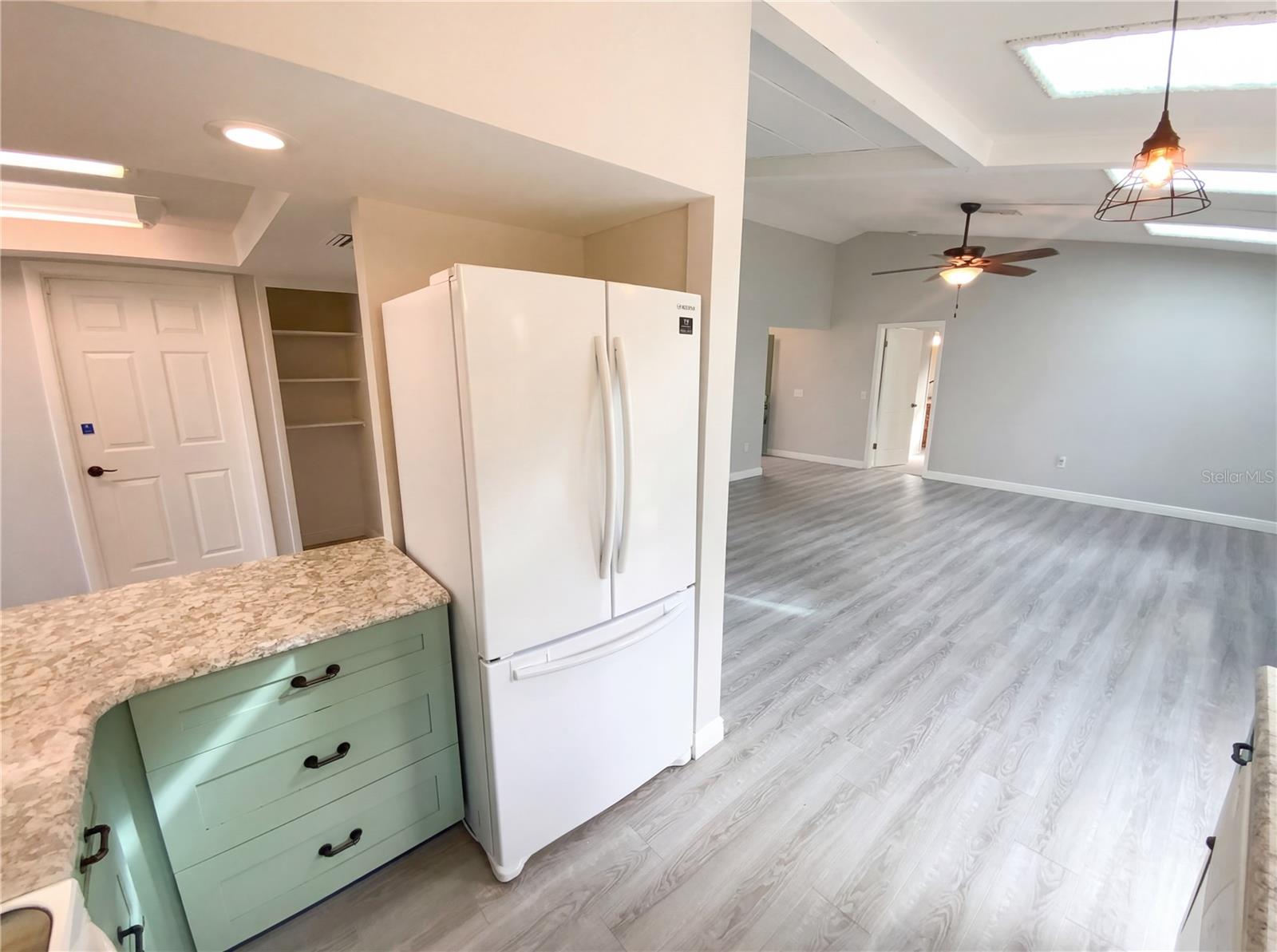 WOOD VIEW AT MEADOW OAKS - Residential