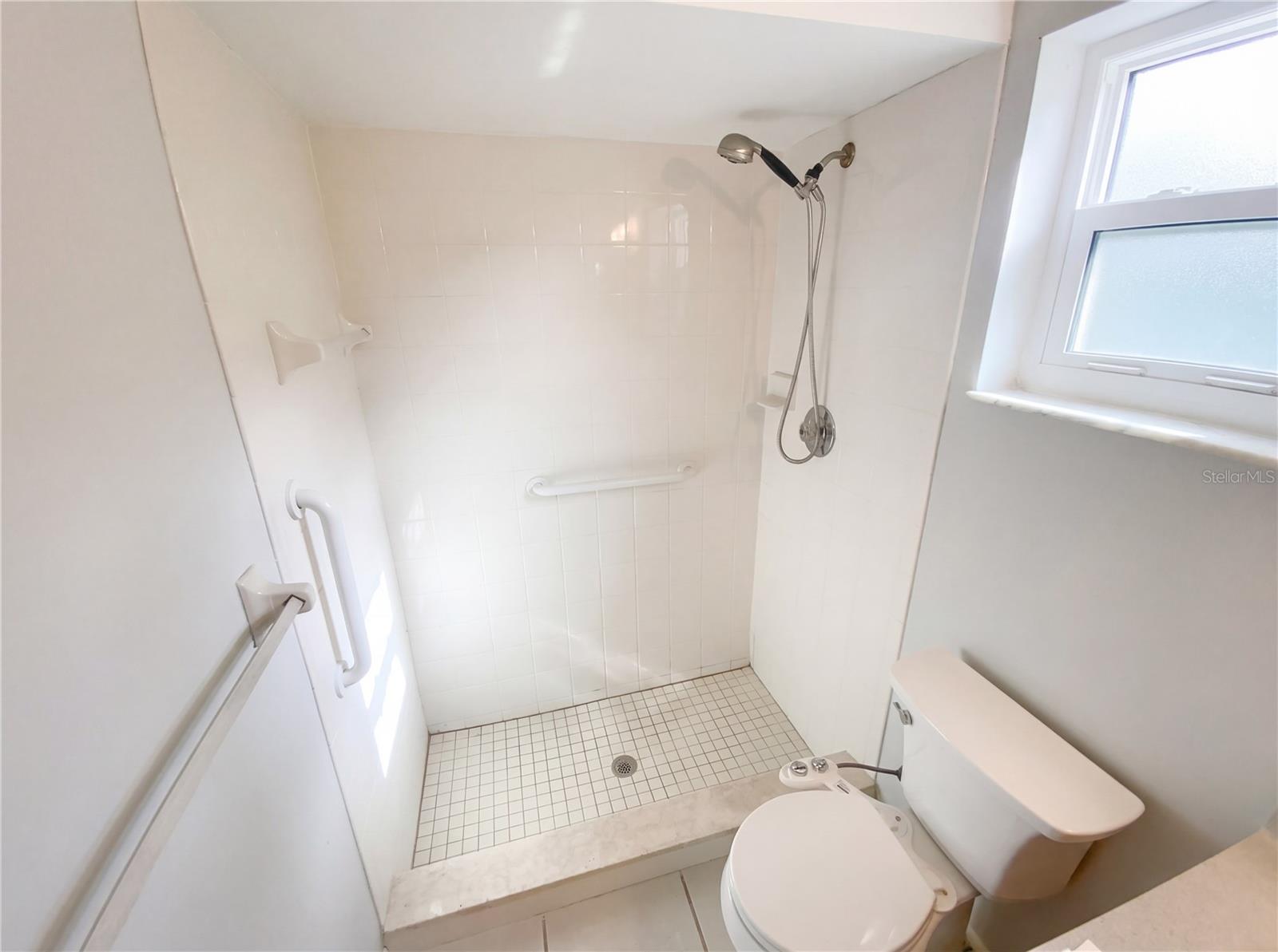 WOOD VIEW AT MEADOW OAKS - Residential