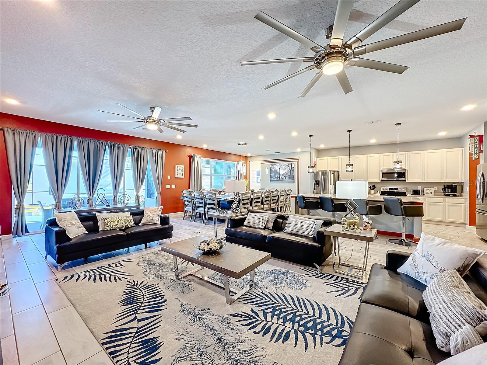 VERANDA PALMS PH 2B2-2C - Residential