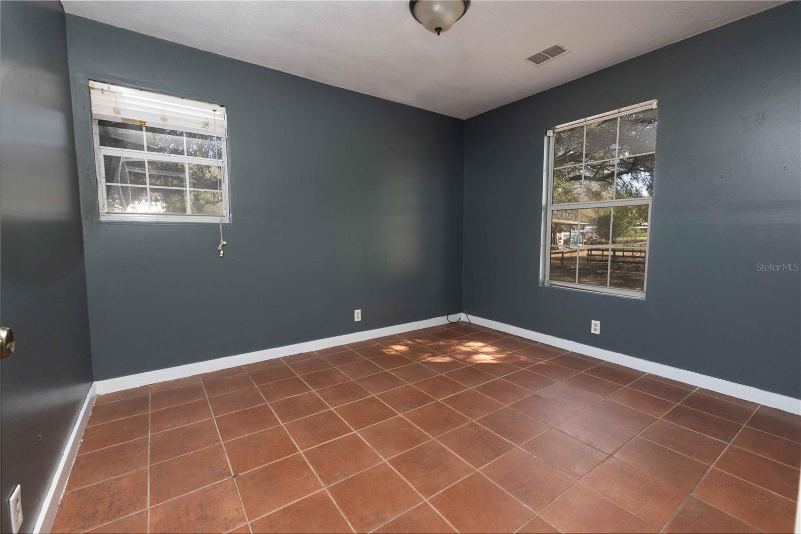 SILVER SPGS ACRES - Residential