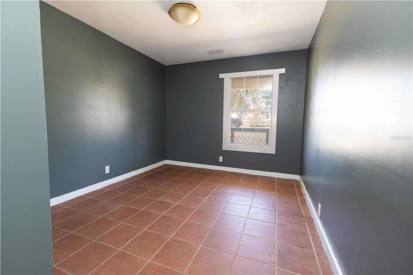 SILVER SPGS ACRES - Residential