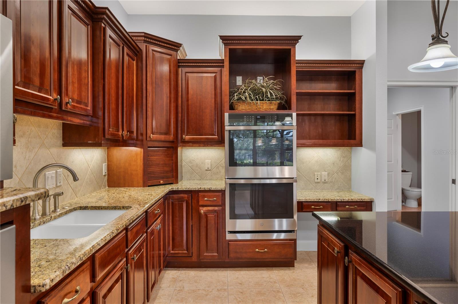 LAKE VICTORIA SUB - Residential