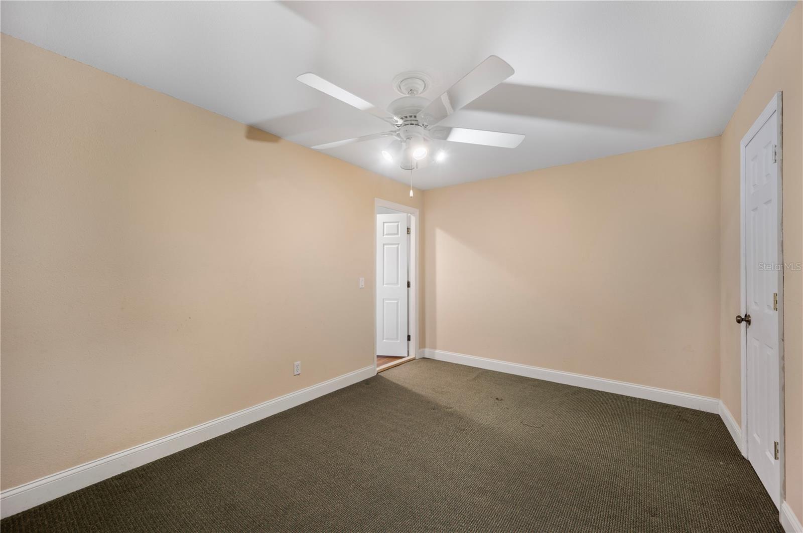 LAKE VICTORIA SUB - Residential