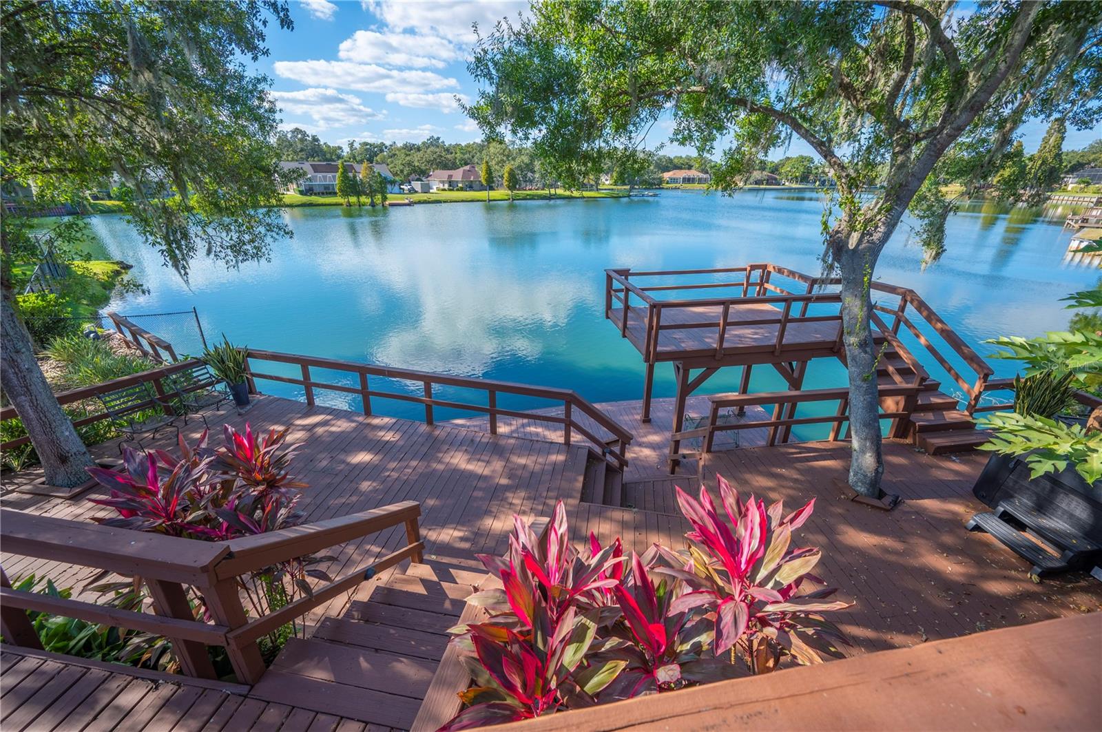 LAKE VICTORIA SUB - Residential