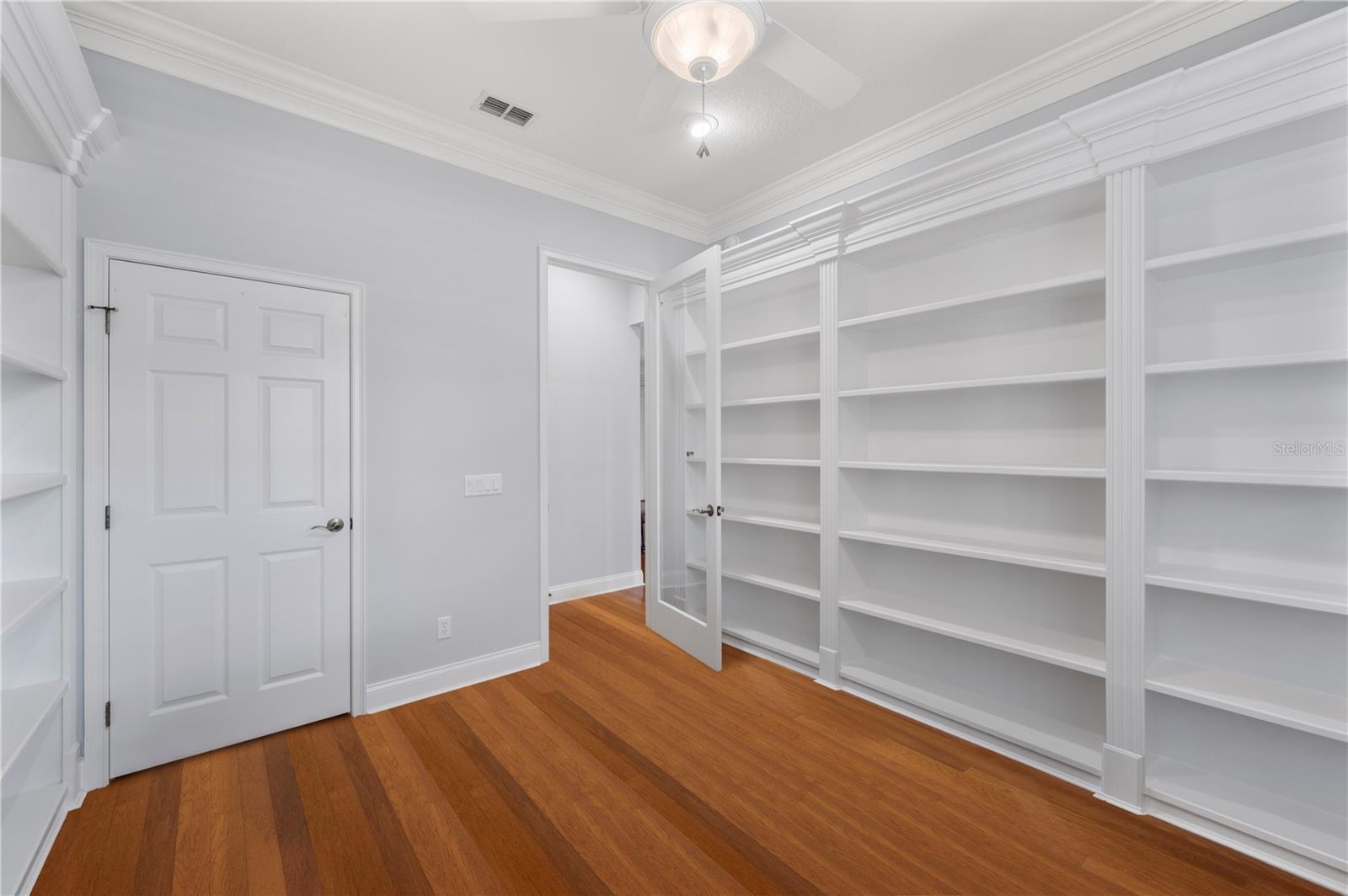 LAKE VICTORIA SUB - Residential