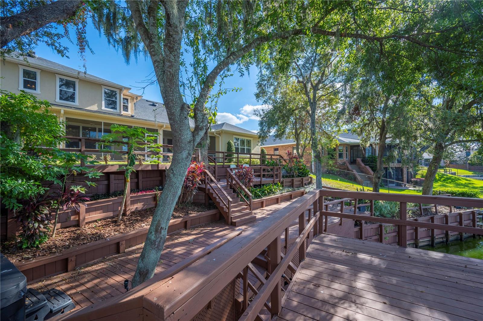 LAKE VICTORIA SUB - Residential