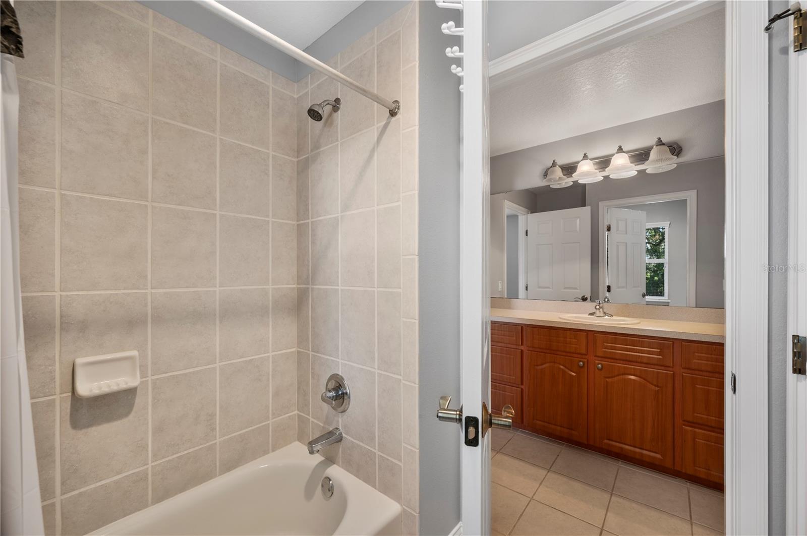 LAKE VICTORIA SUB - Residential