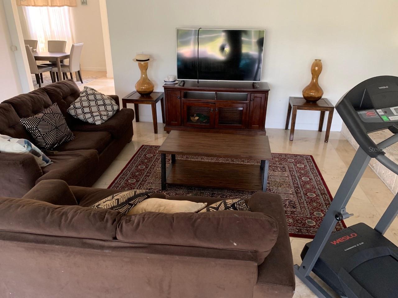 COURTLEIGH PARK - Residential Lease