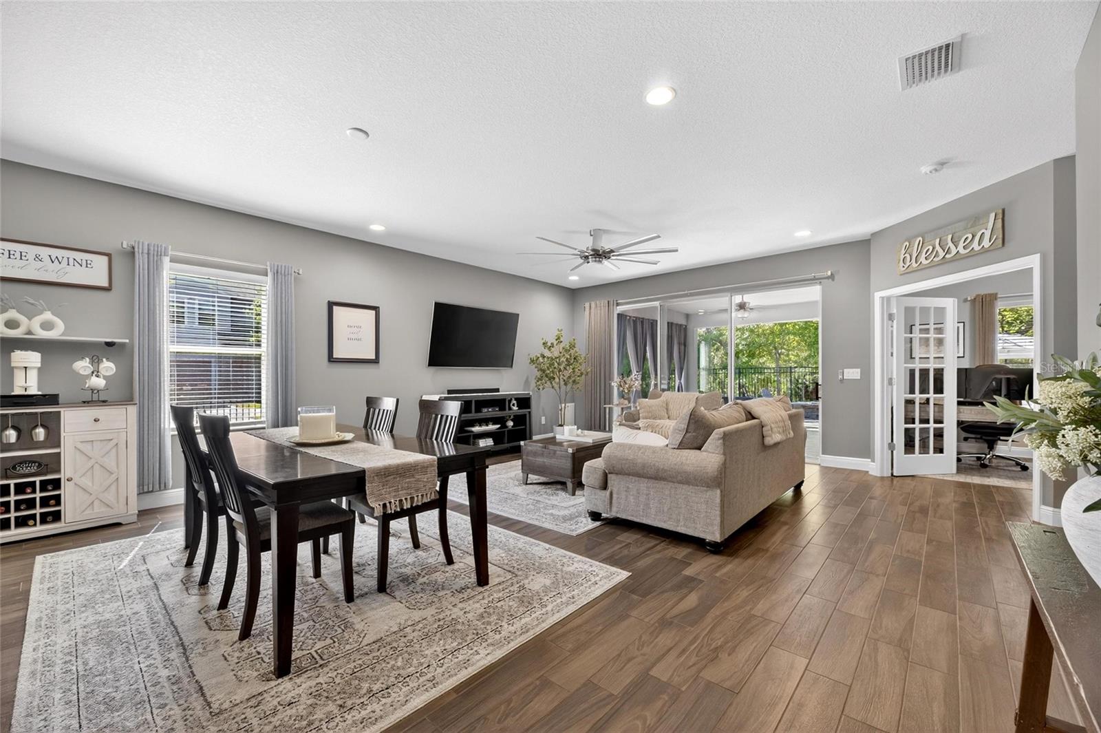 SANDHILL RDG - Residential