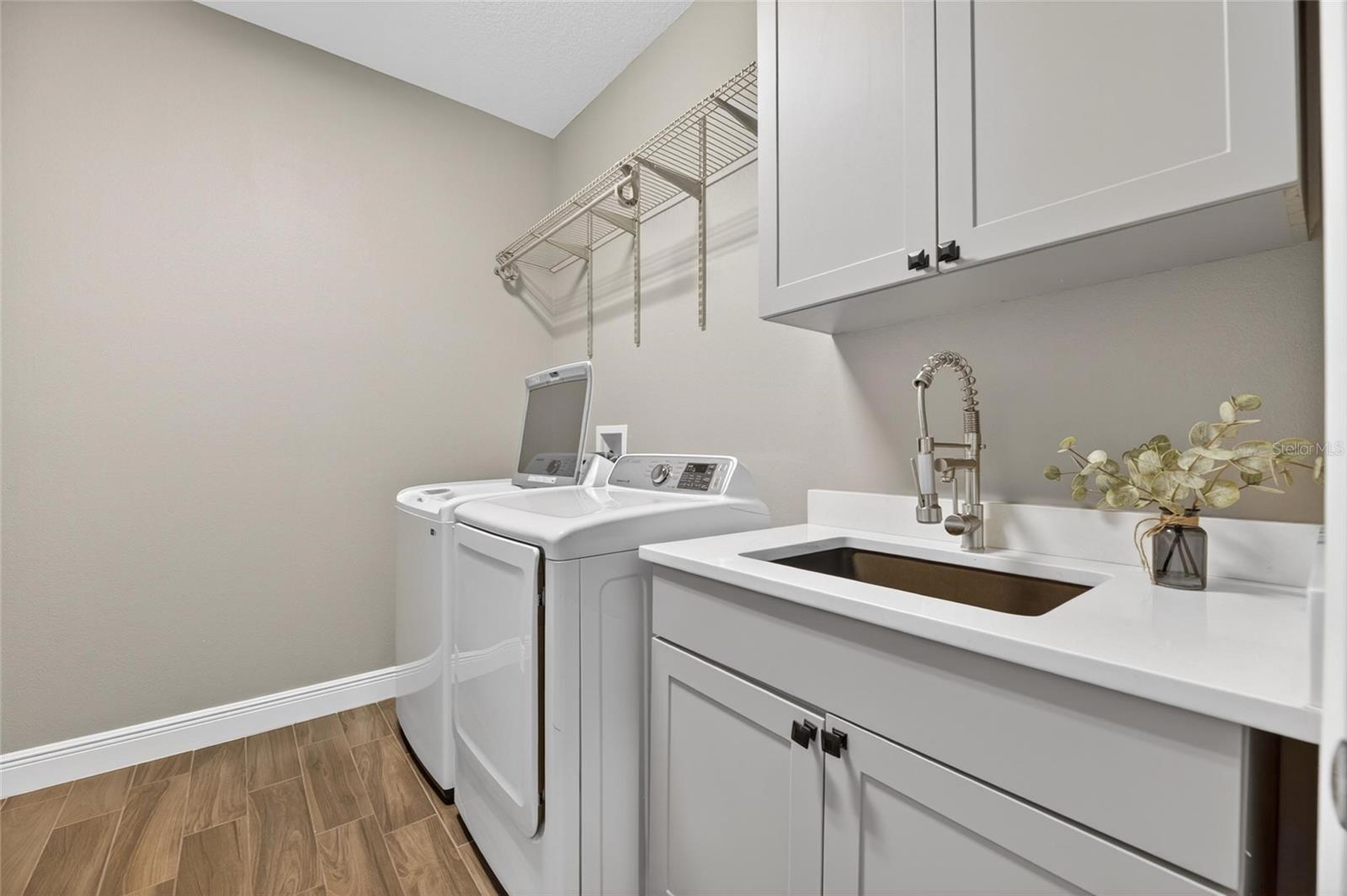 SANDHILL RDG - Residential