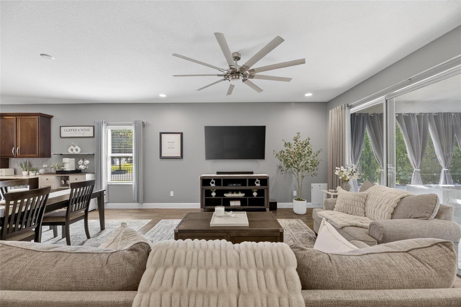 SANDHILL RDG - Residential