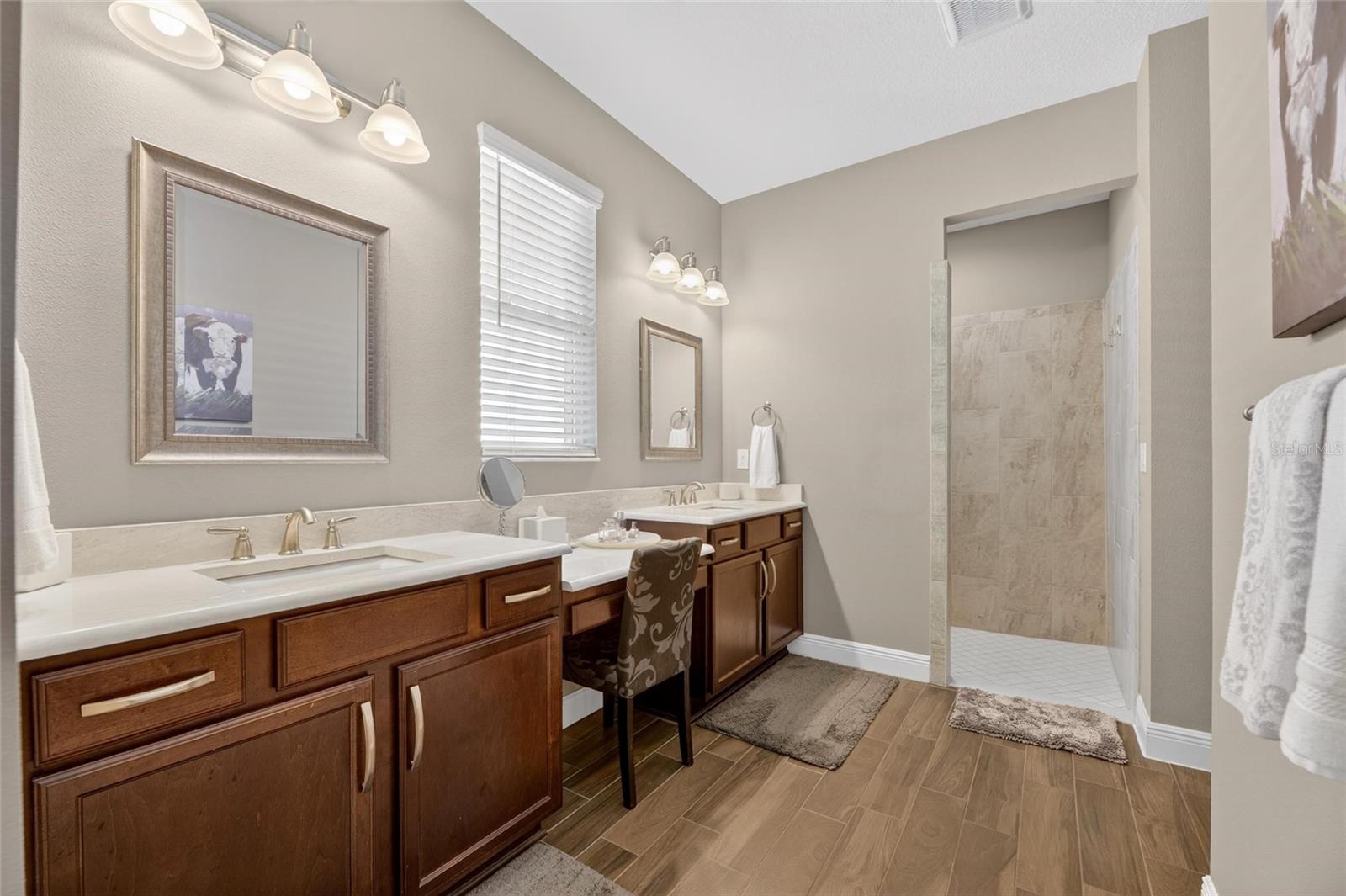 SANDHILL RDG - Residential