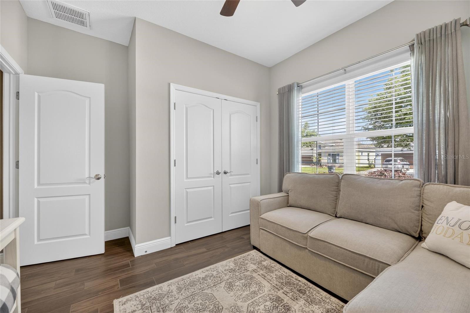 SANDHILL RDG - Residential