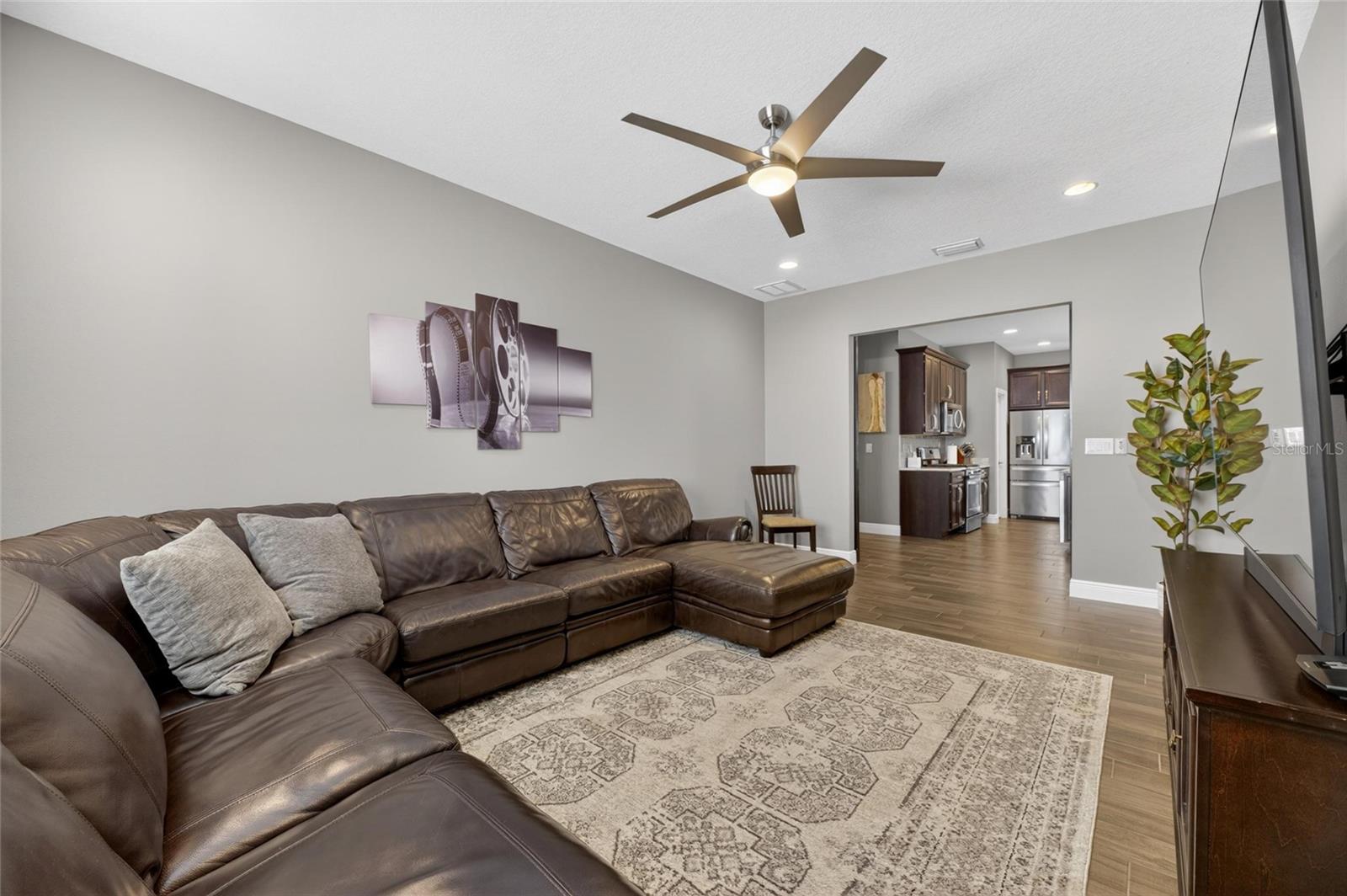 SANDHILL RDG - Residential