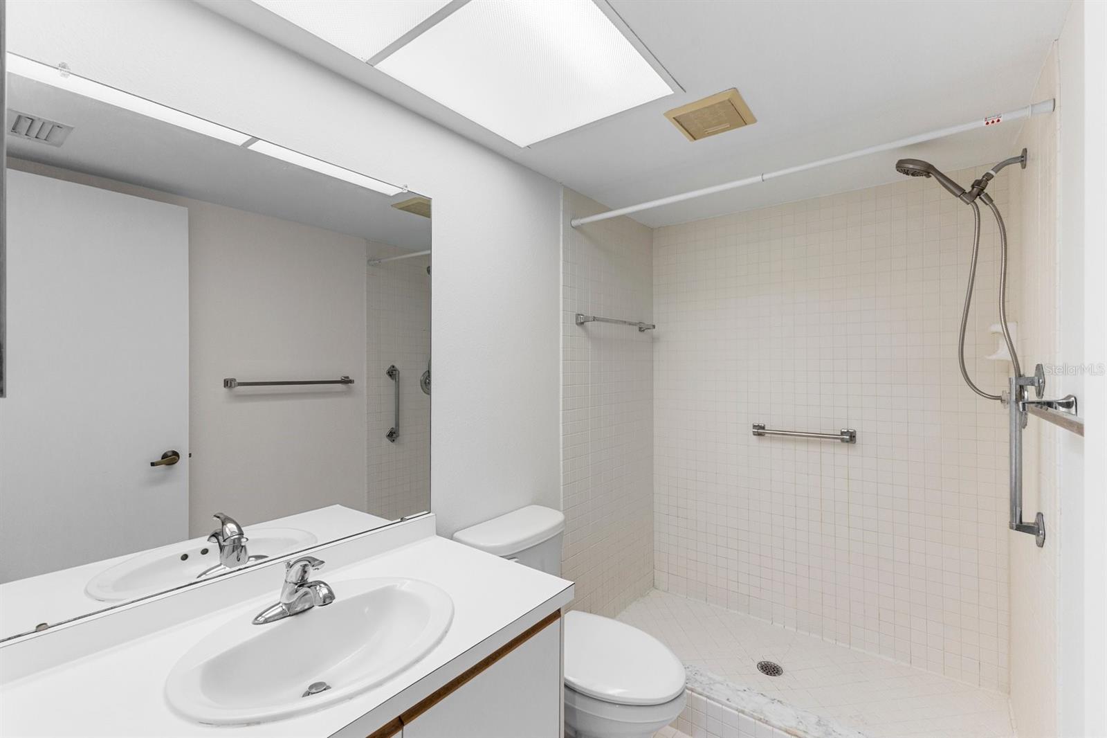 IMPERIAL PINES CONDO - Residential