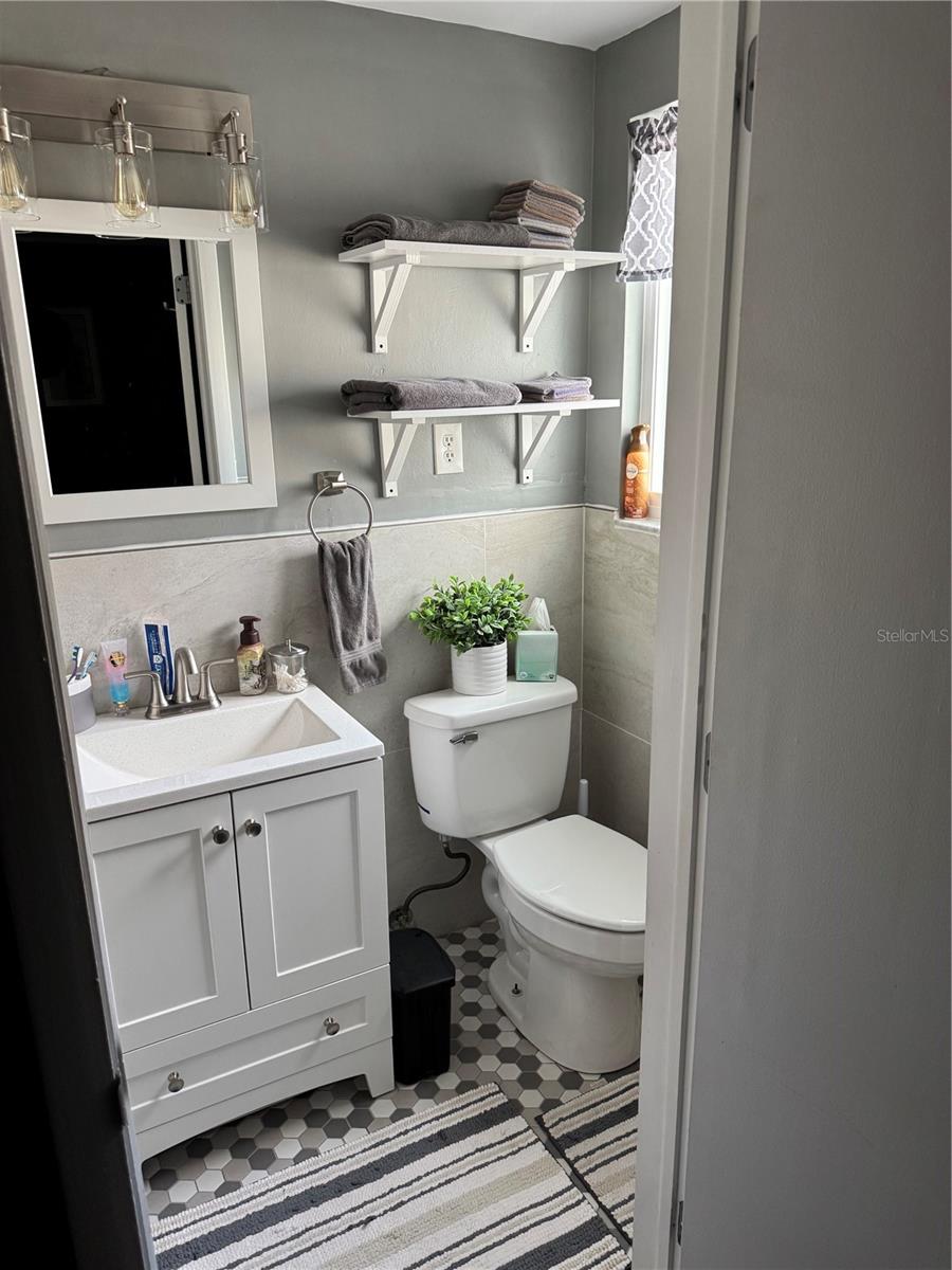 JASMINE LAKES - Residential