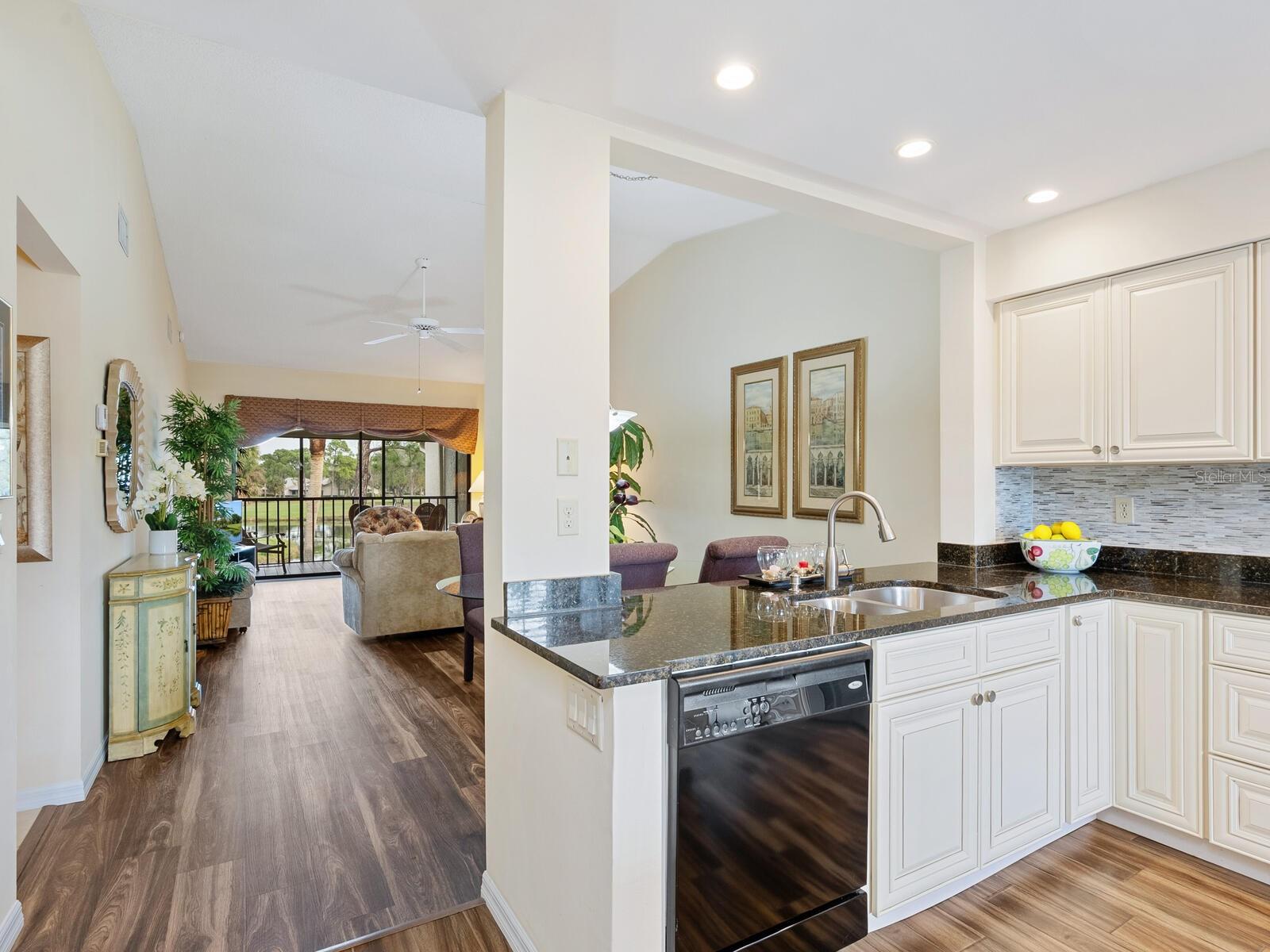 WEYBRIDGE - Residential