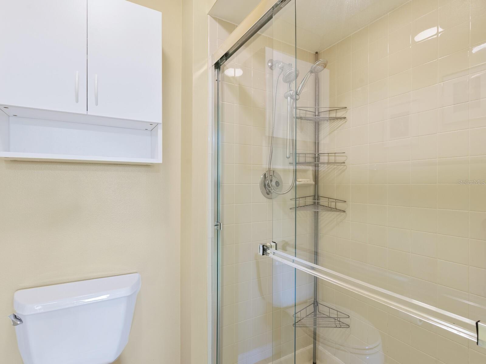 WEYBRIDGE - Residential