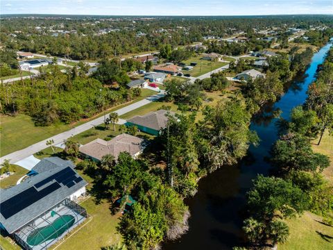 A home in PORT CHARLOTTE