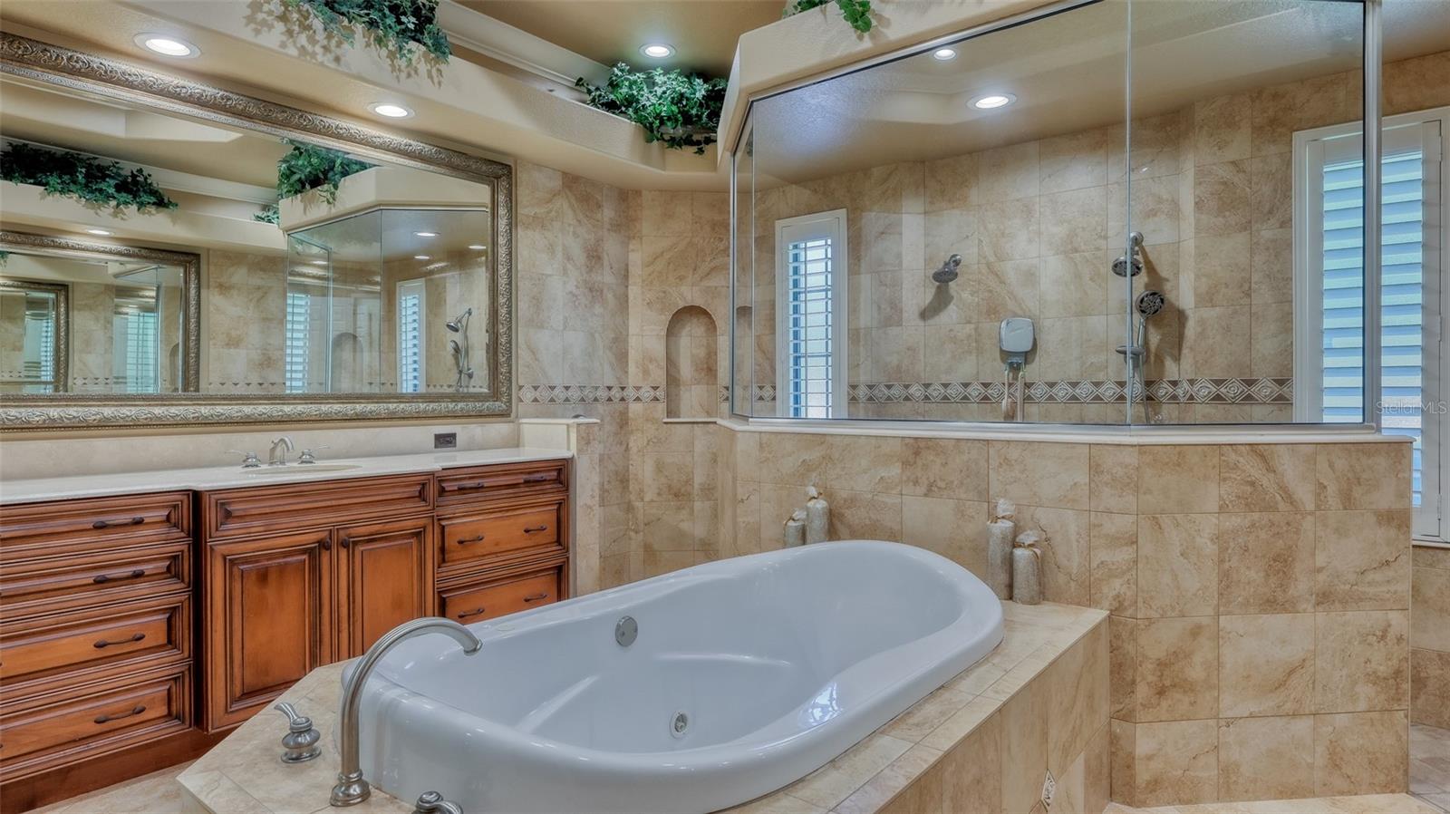 SILVER OAK - Residential