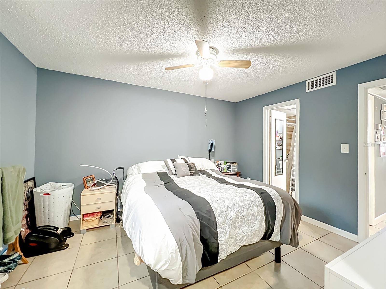 SANDY COVE - Residential