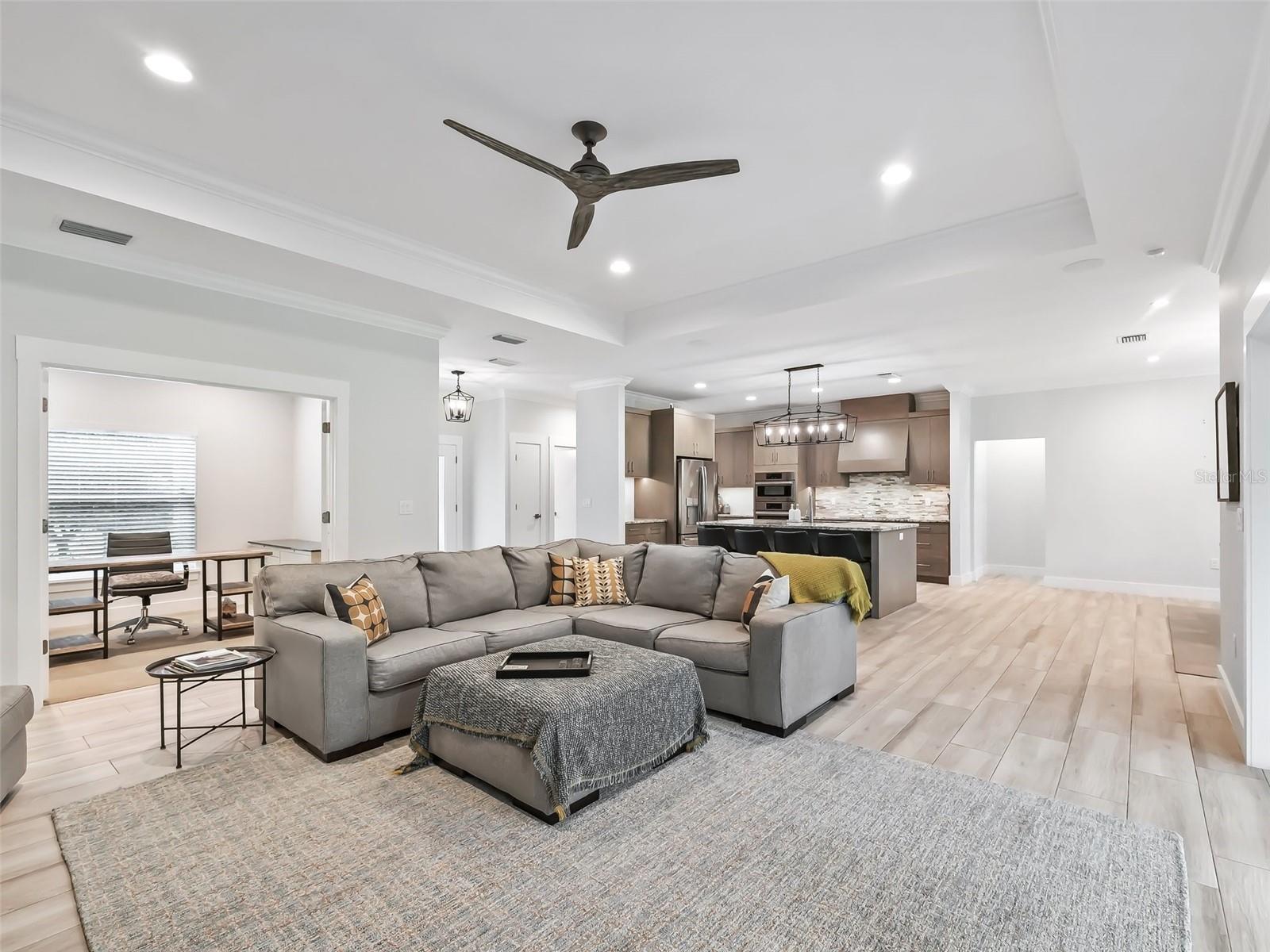 DERBY FARMS - Residential