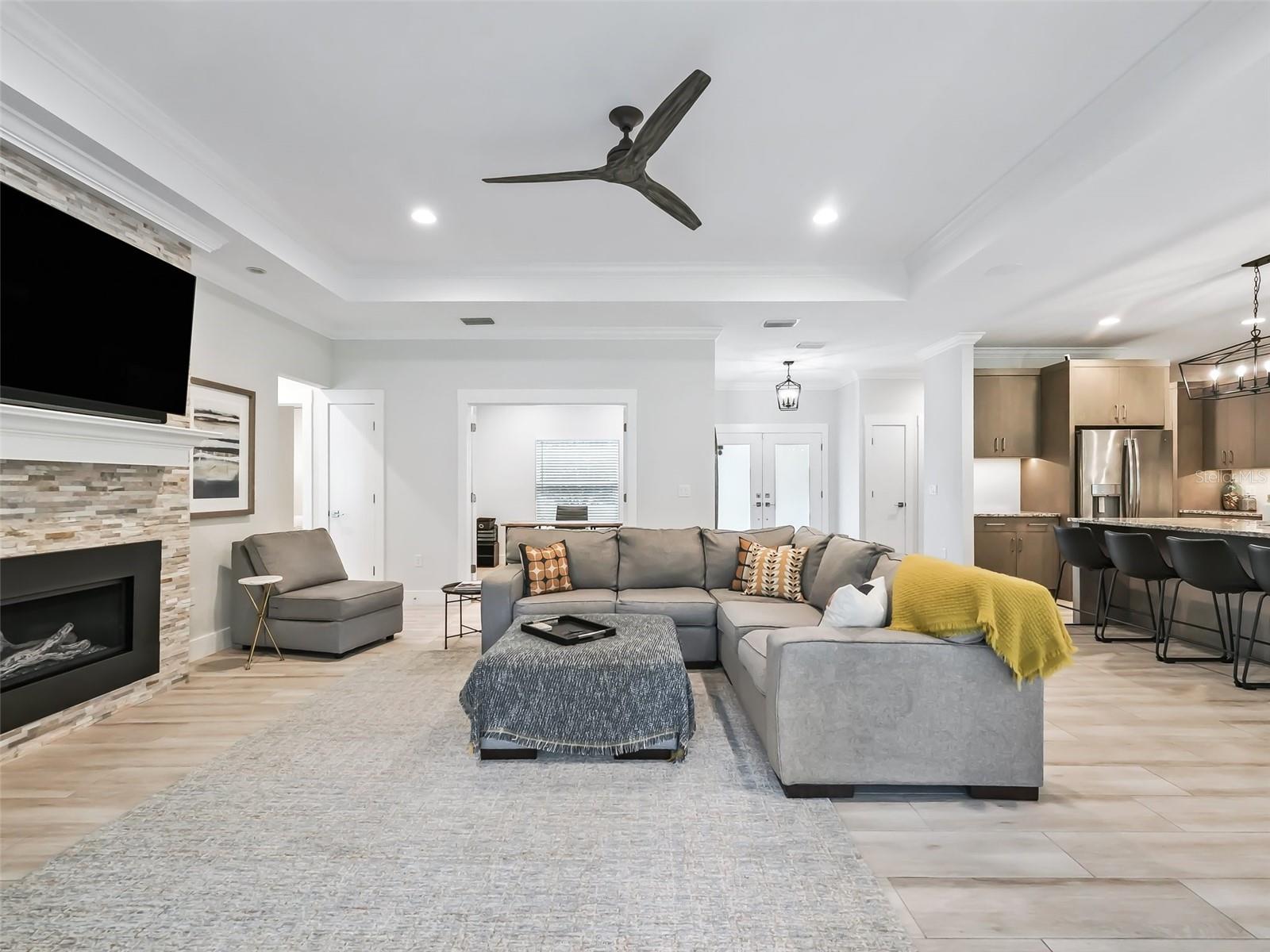 DERBY FARMS - Residential