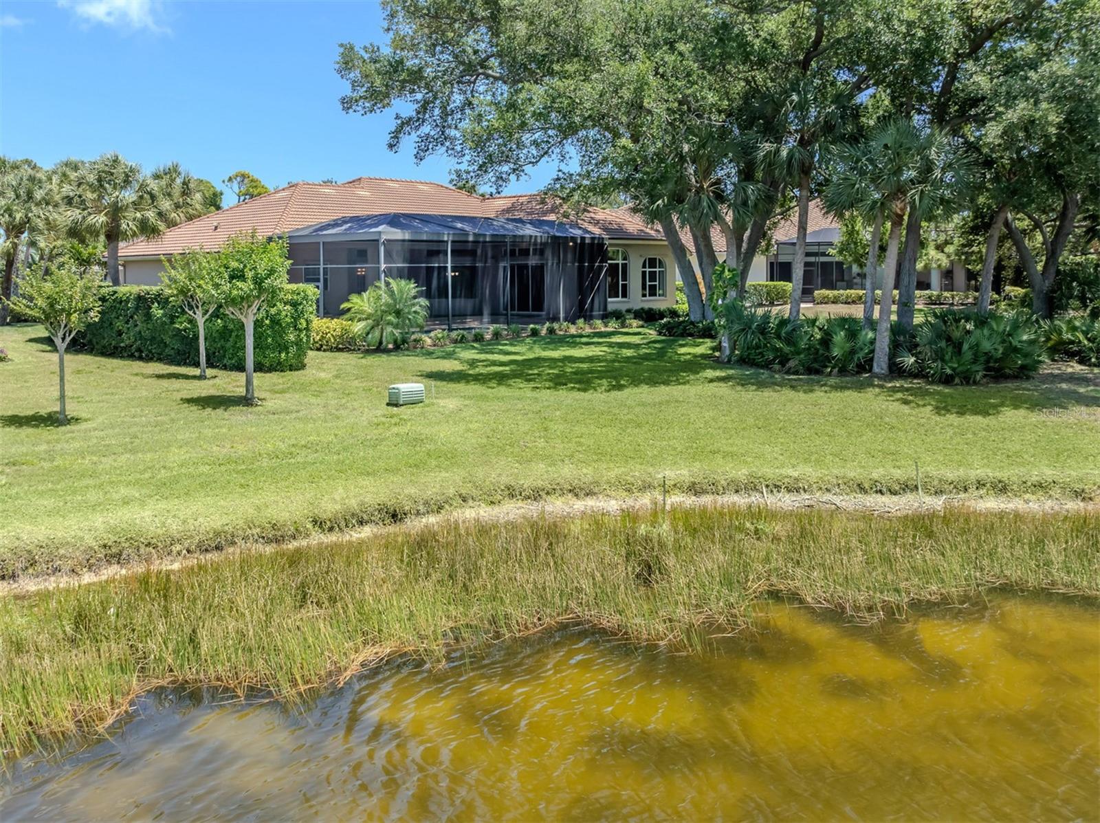 CALUSA LAKES - Residential