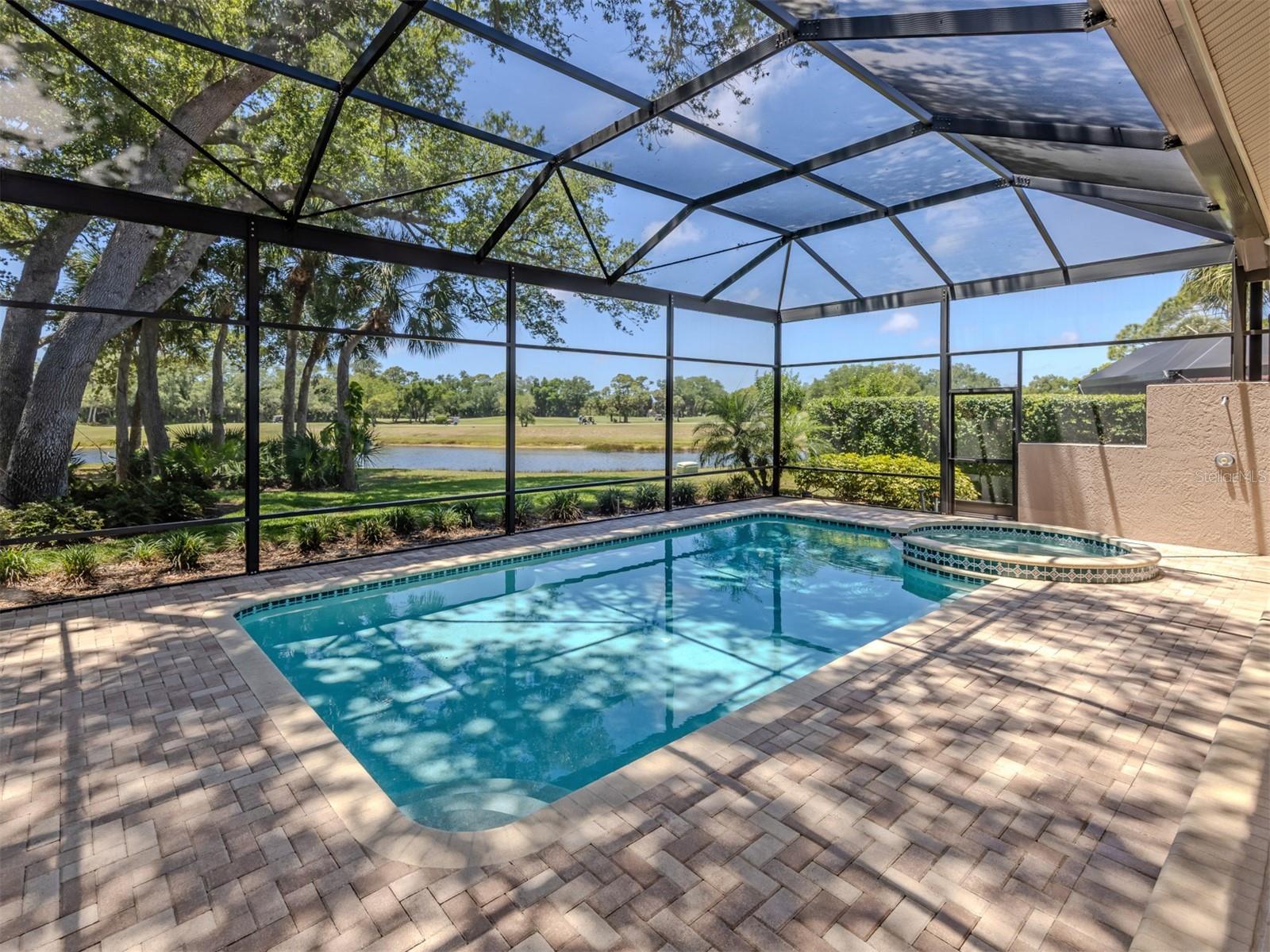 CALUSA LAKES - Residential