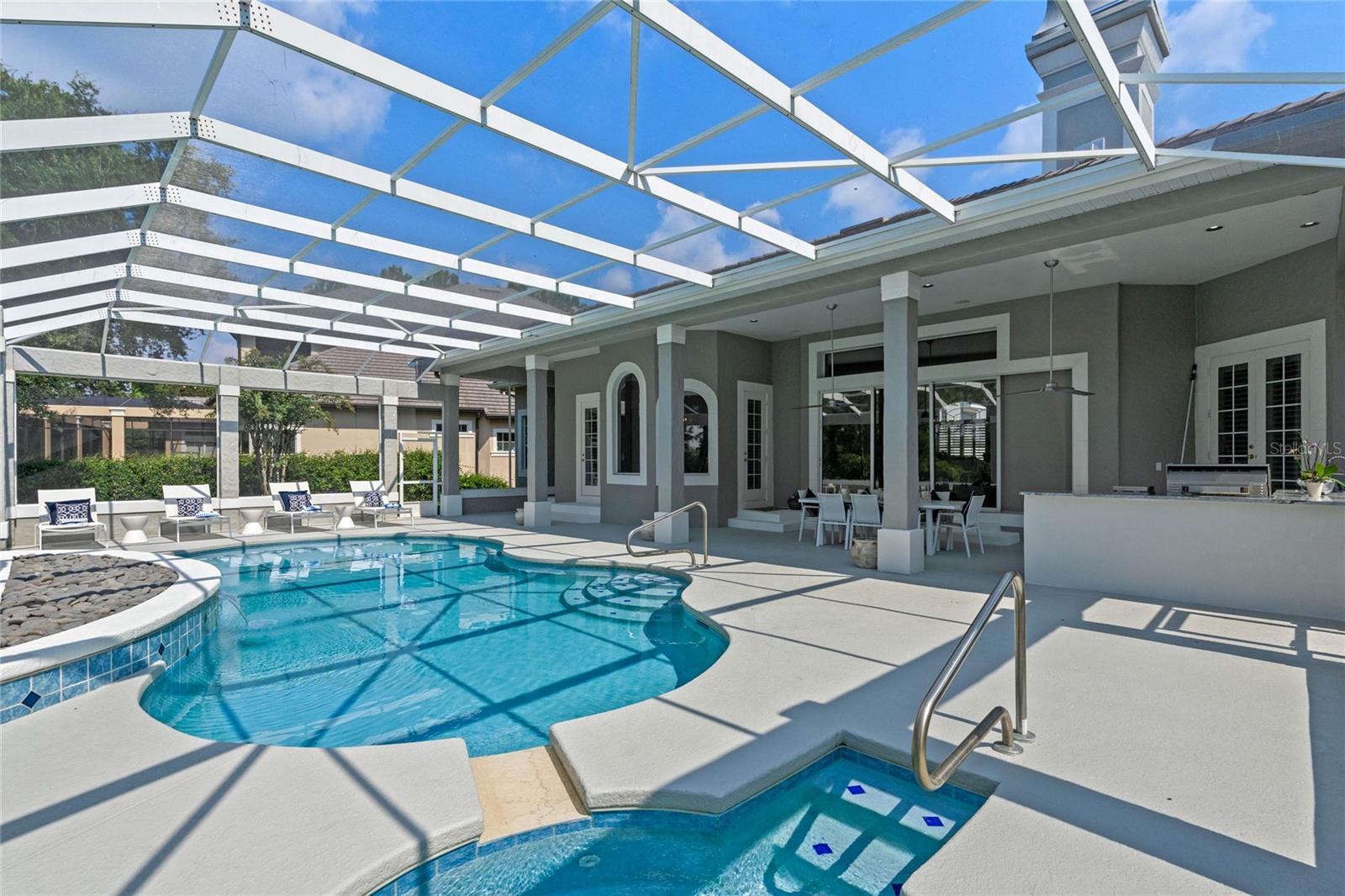 KEENES POINTE - Residential