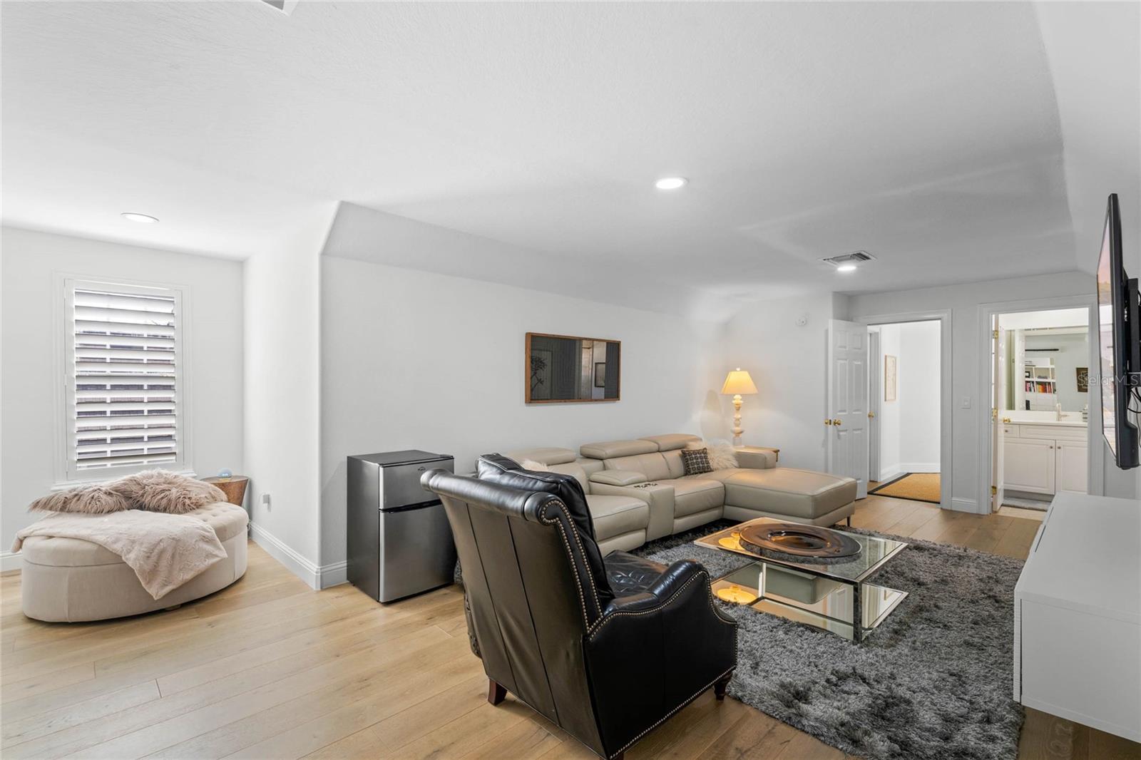 KEENES POINTE - Residential